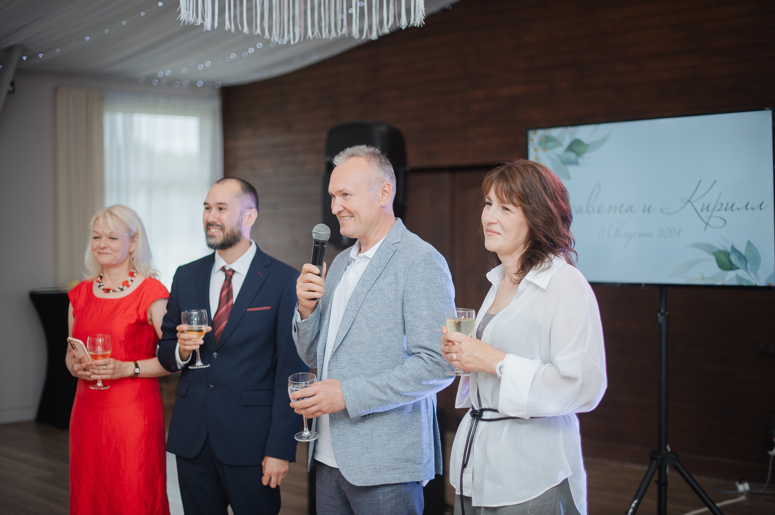 Свадьба на берегу Волги. Свадебный фотограф в Ярославле Денис Медоваров