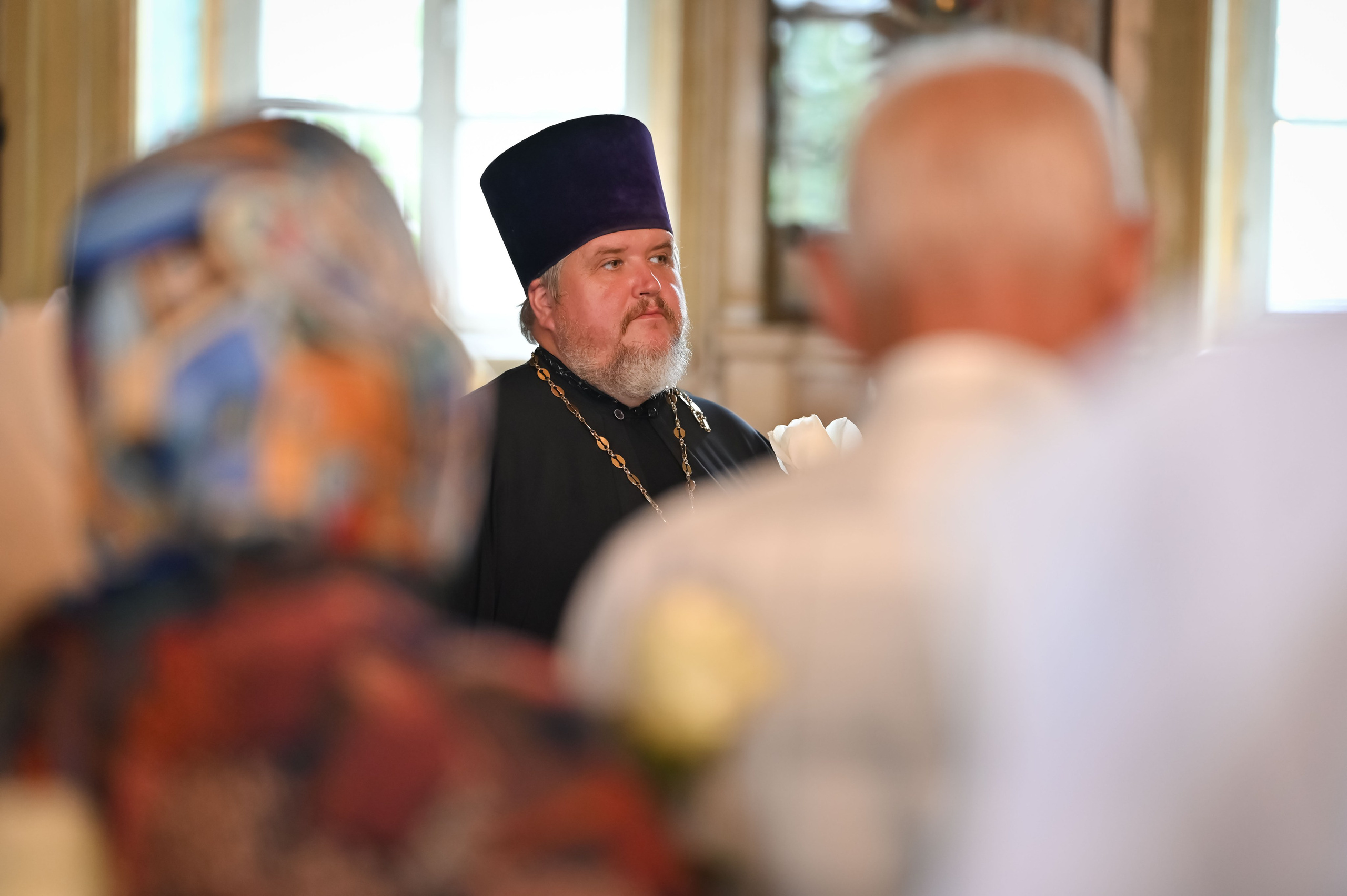 Митрополит Крутицкий Коломенский Павел в Георгиевском храме с. Ванилово. Семейный фотограф в г. Воскресенск Наталия Молева