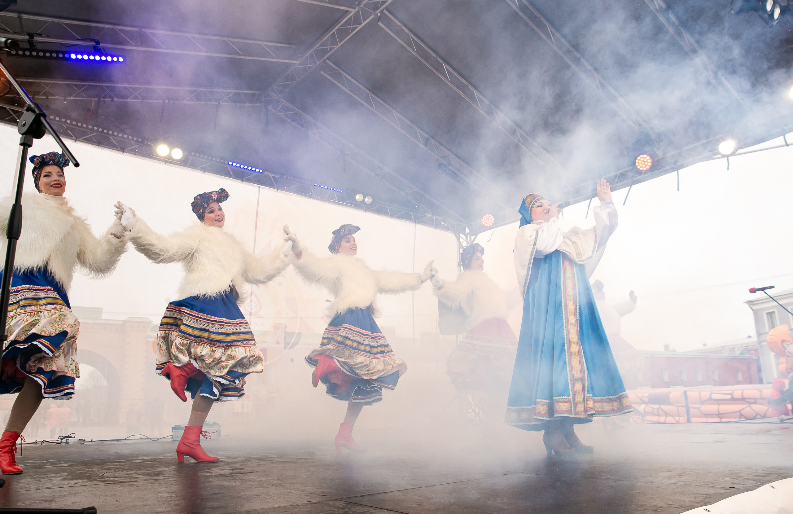 Масленица 2024 Петропавловская крепость. Семейный и портретный фотограф в Санкт-Петербурге Ольга Станкова