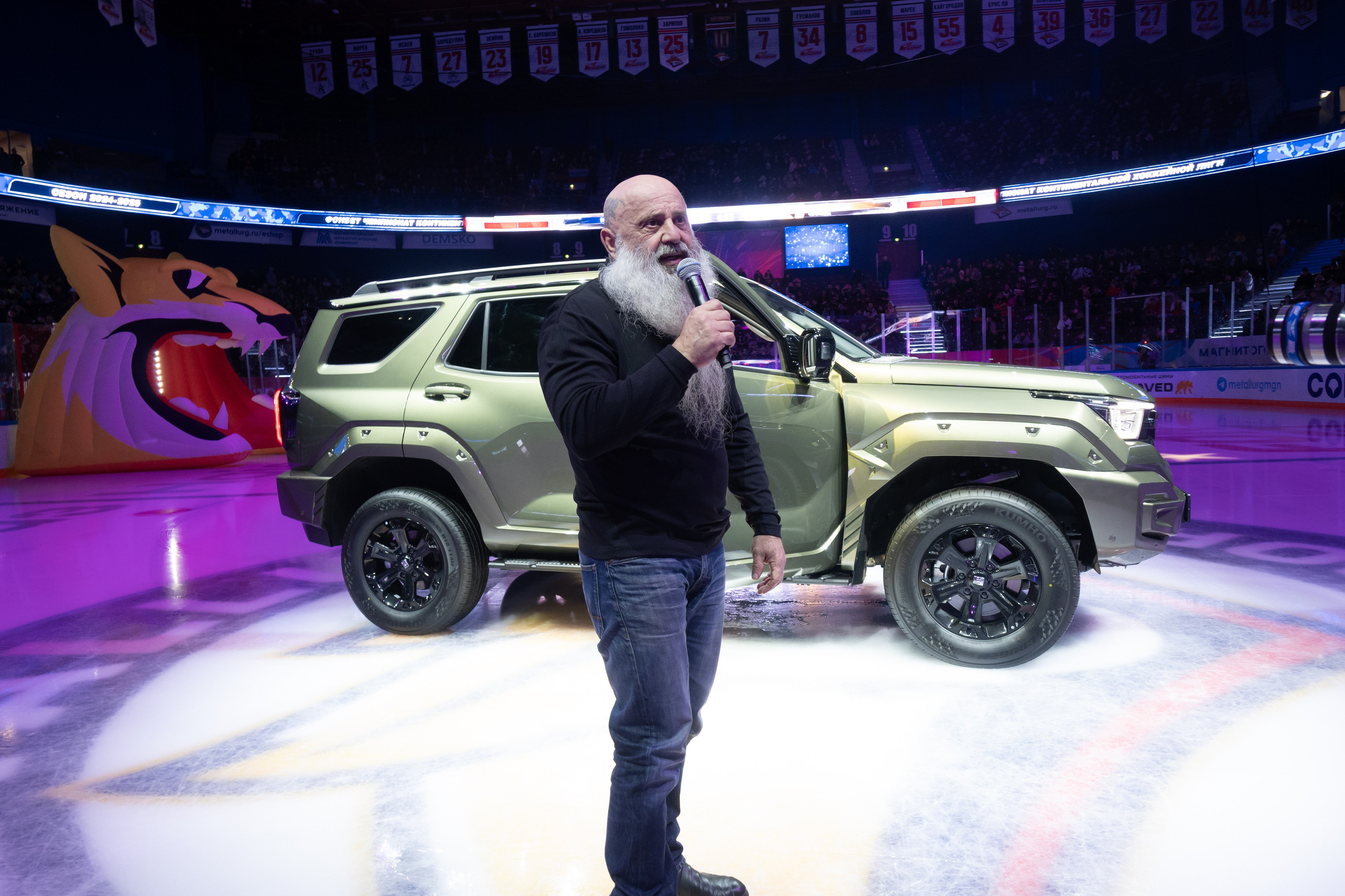 Призетация ТАНК в арене Металлург. Evgeniy Roslov