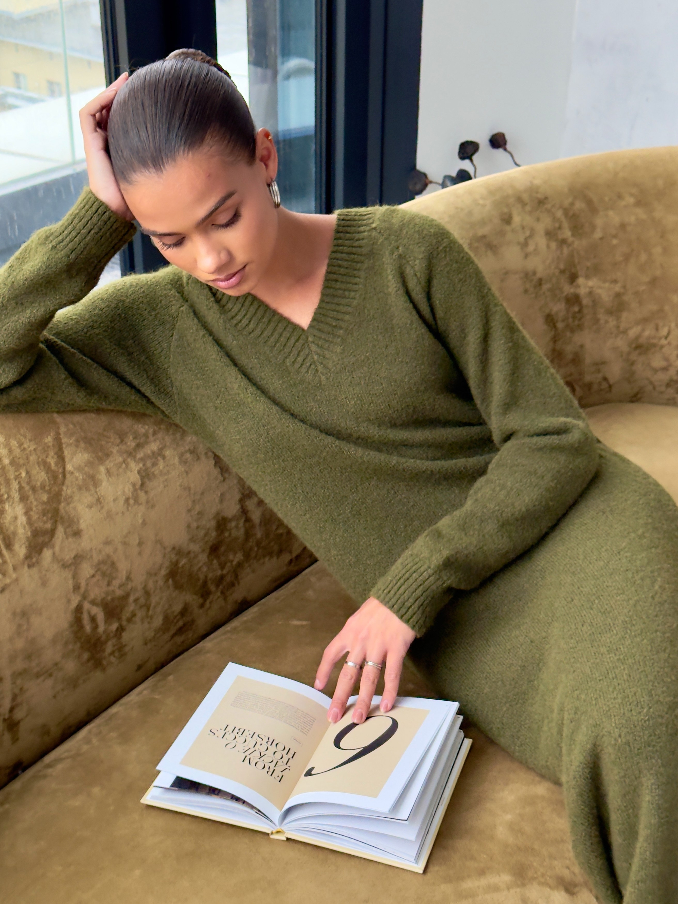 Mob.content. 595 Production