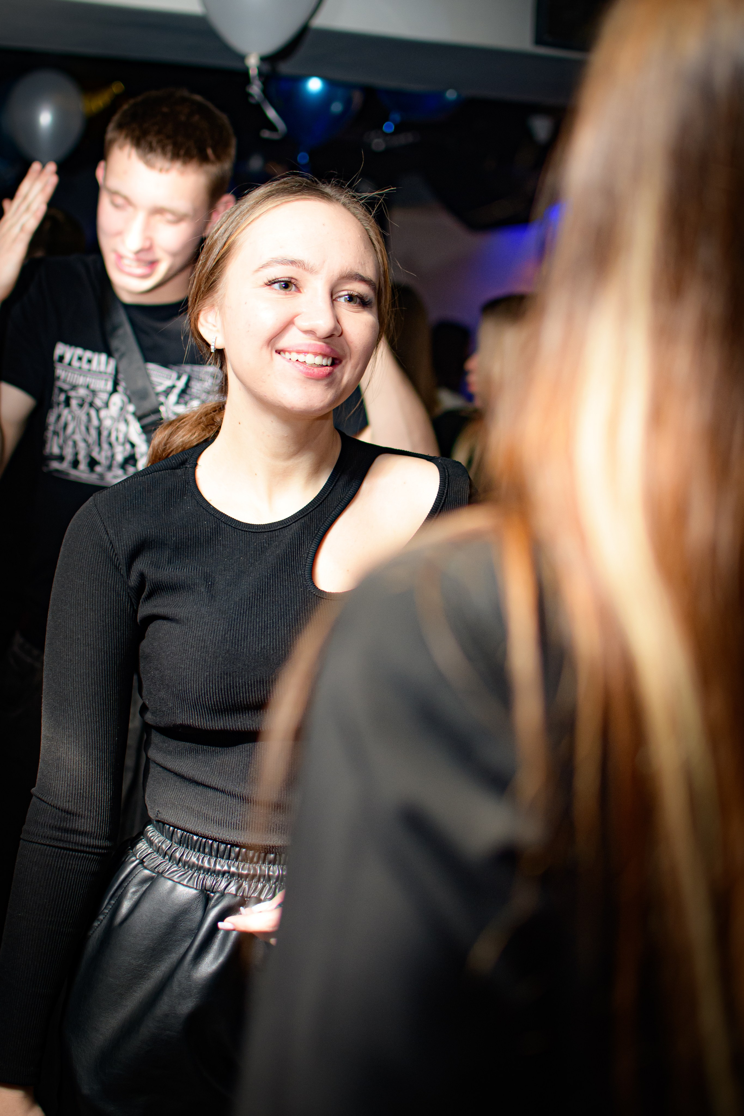 HOLLYWOOD / 6 YEARS. Photokarish