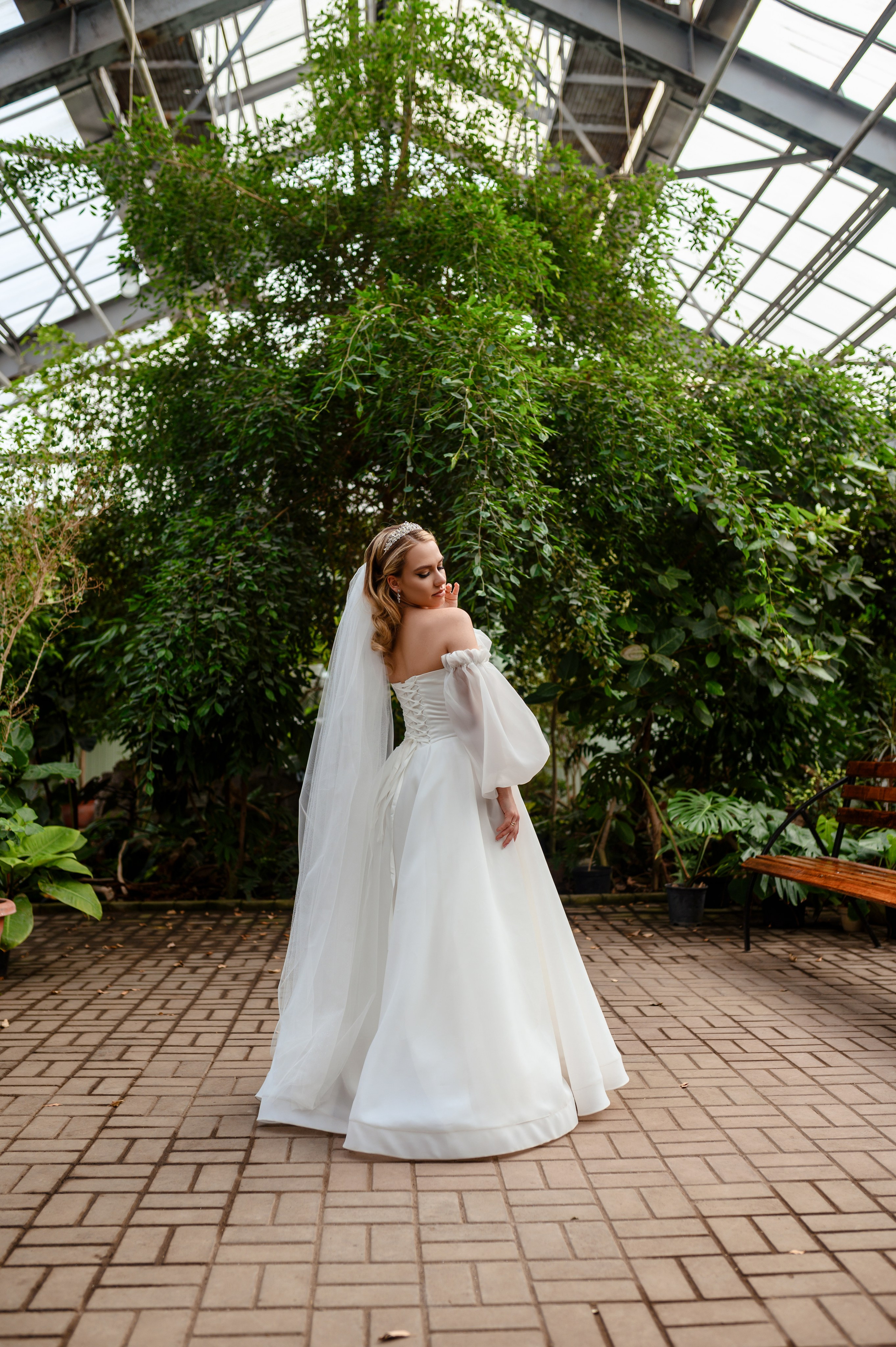 Свадебная фотосессия в фотостудии Аврора зал Эклипс. Семейный и свадебный фотограф в Донецке и Макеевке Дяченко Наталья