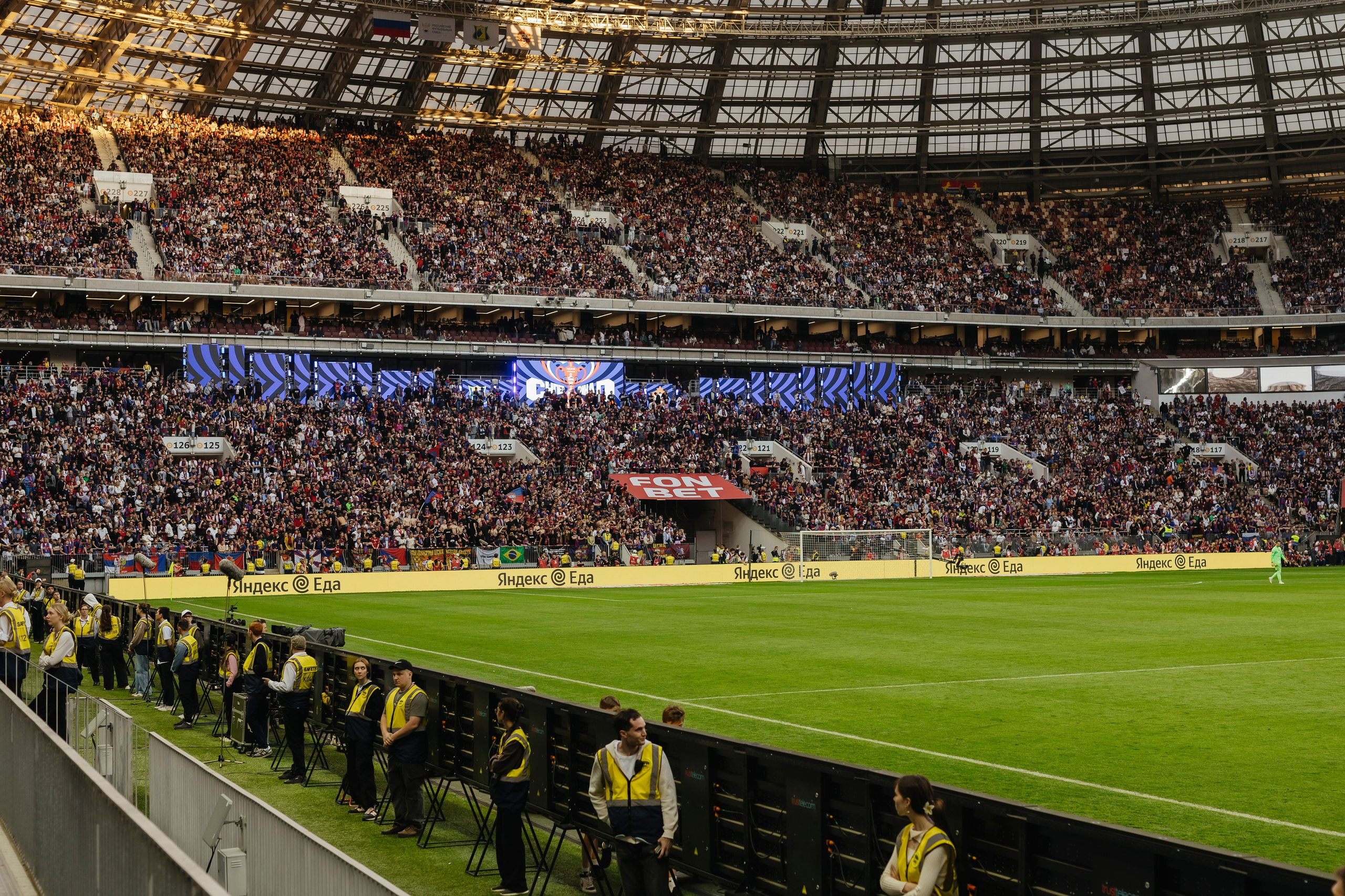 Яндекс Еда x Burger King На финале кубка России по футболу. Репортажный, event, концертный и backstage фотограф из Москвы Виталий Кривцов