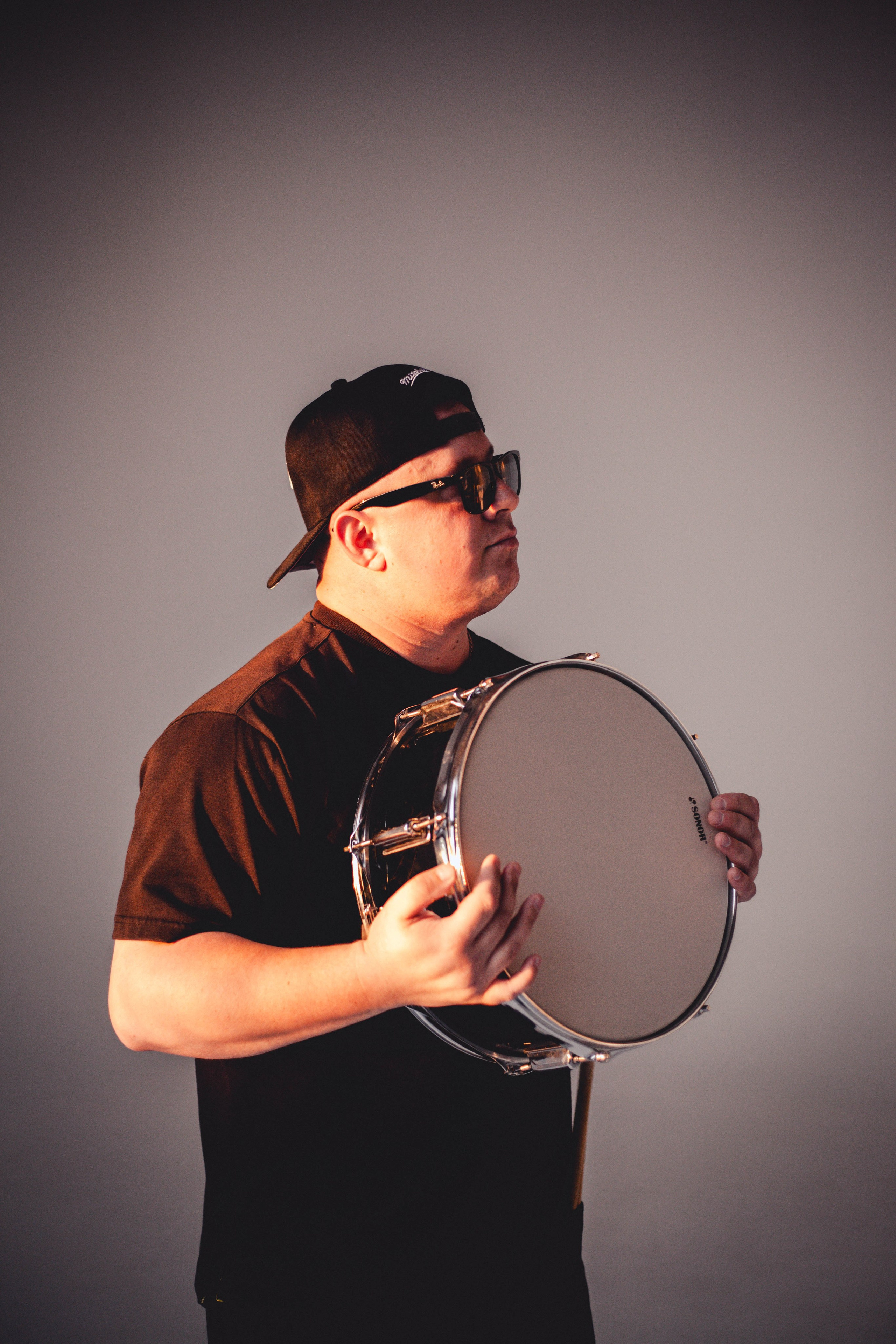 Студия. Уличный фотограф Города N