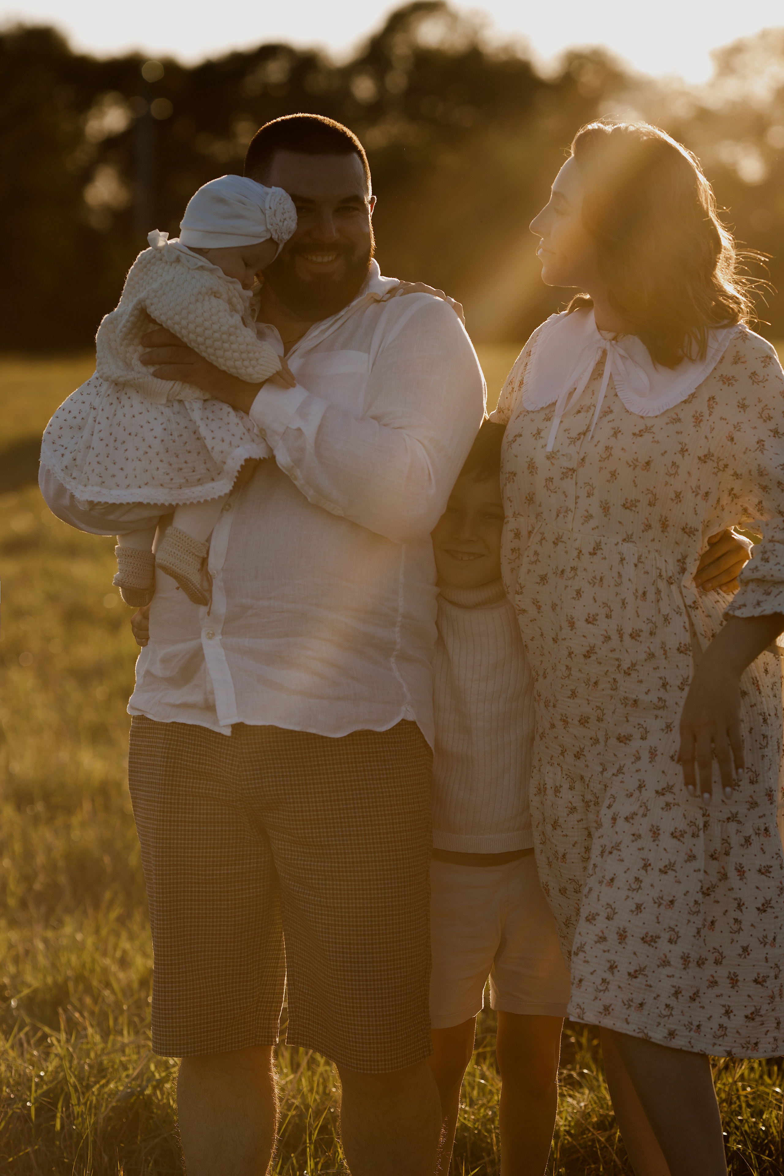 Семейная съемка в поле. Свадебный и семейный фотограф  во Владивостоке Ольга Украинец