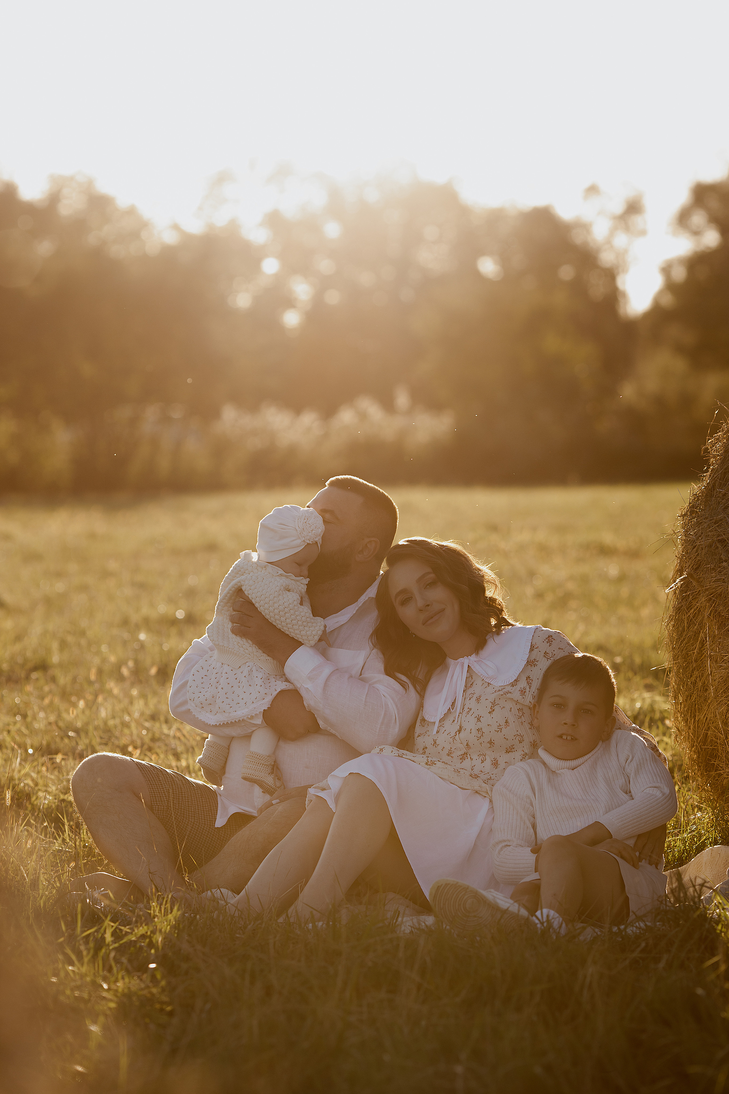 Семейная съемка в поле. Свадебный и семейный фотограф  во Владивостоке Ольга Украинец