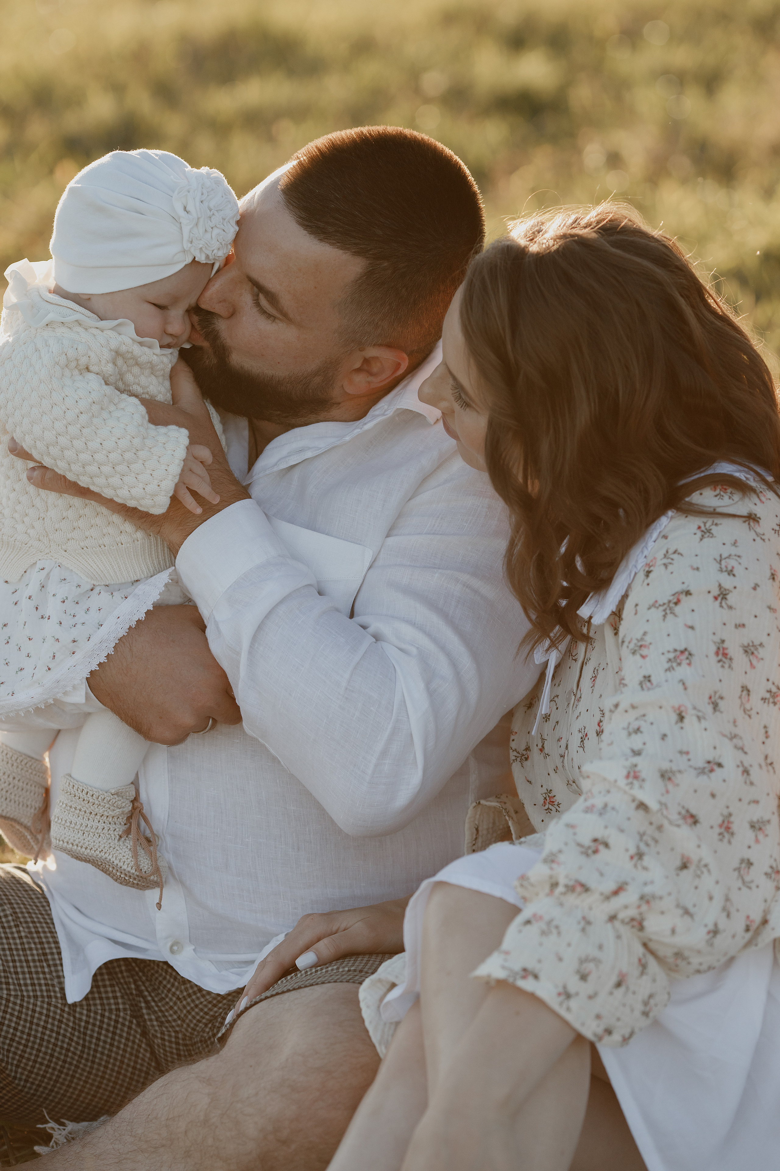 Семейная съемка в поле. Свадебный и семейный фотограф  во Владивостоке Ольга Украинец