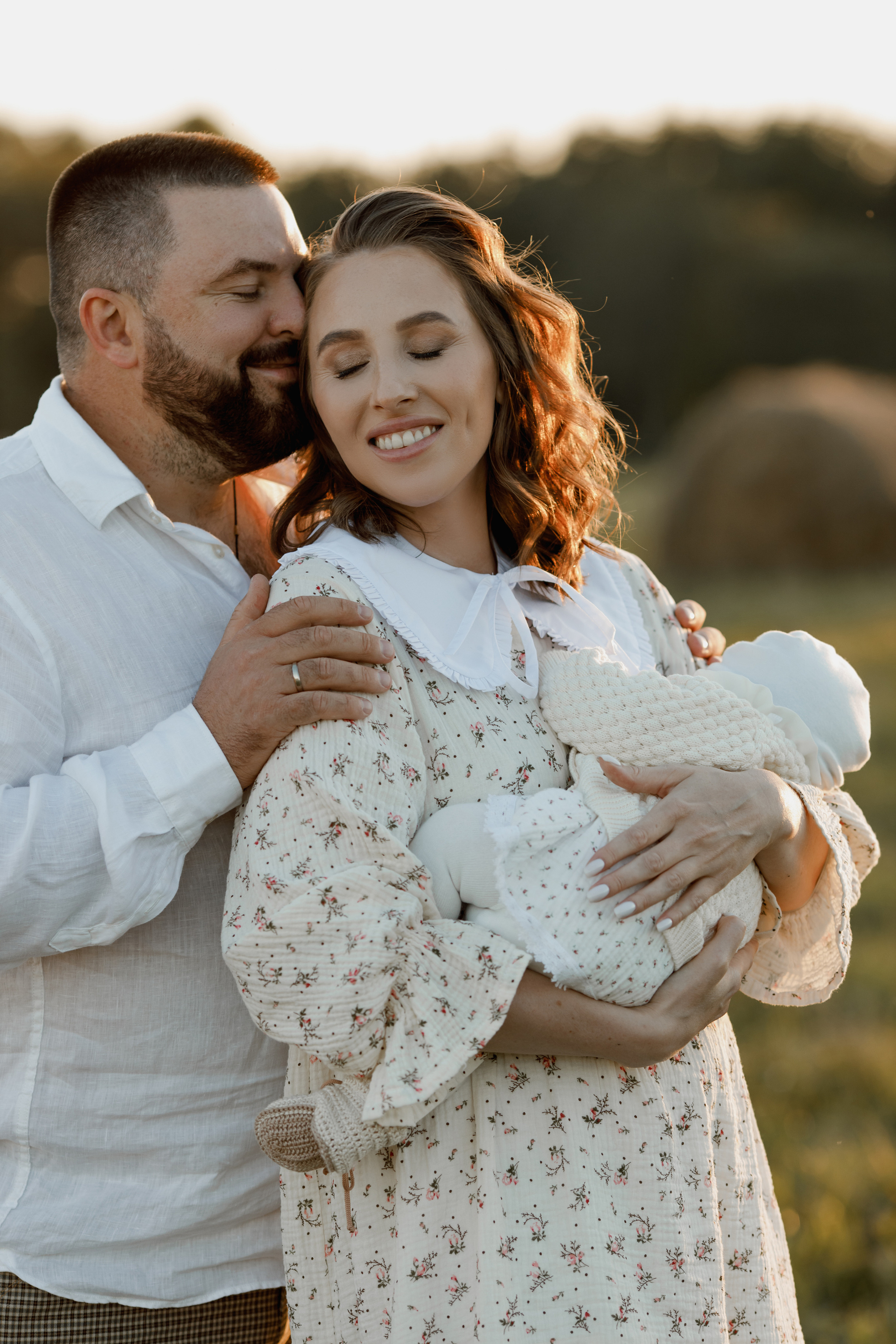 Семейная съемка в поле. Свадебный и семейный фотограф  во Владивостоке Ольга Украинец