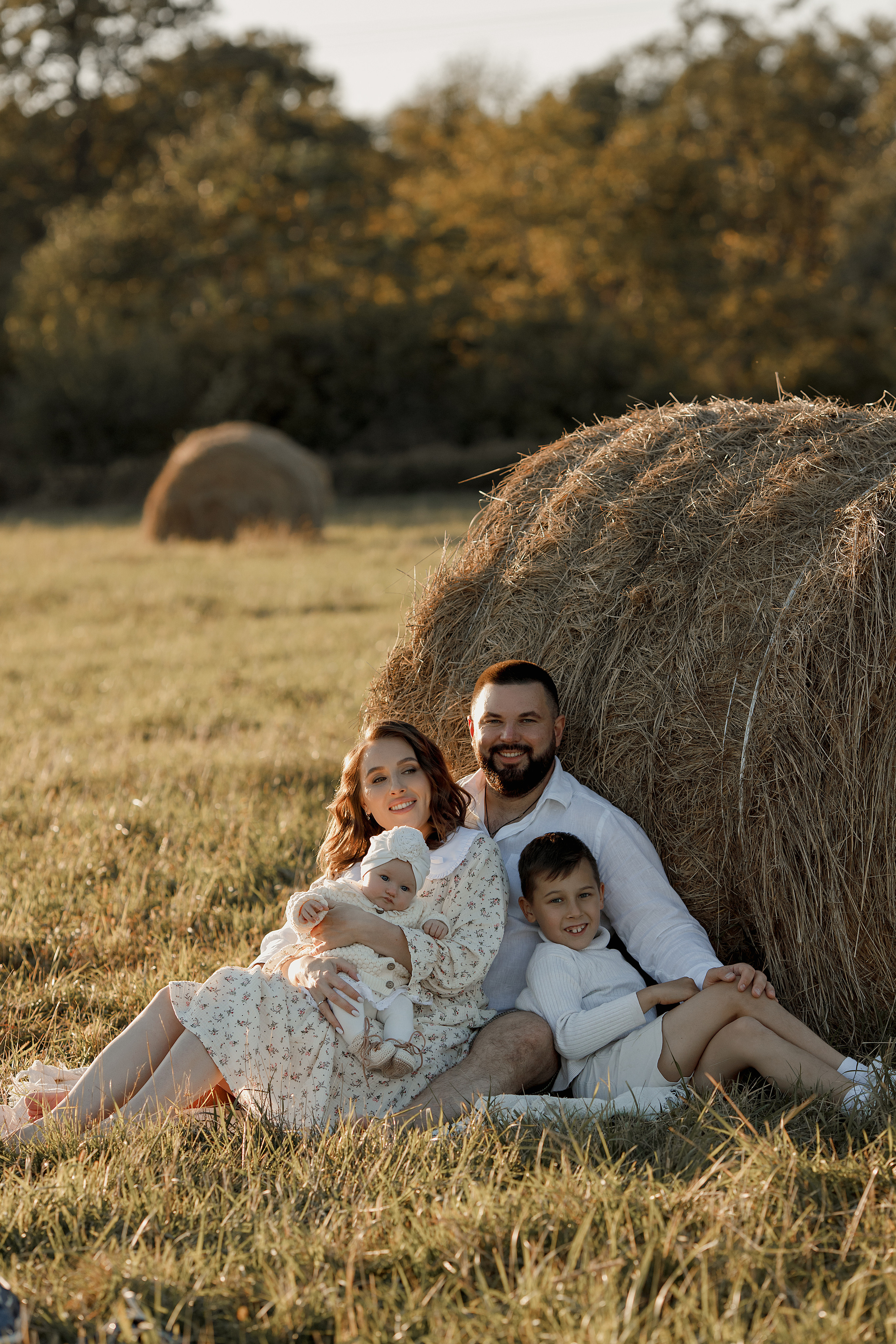 Семейная съемка в поле. Свадебный и семейный фотограф  во Владивостоке Ольга Украинец