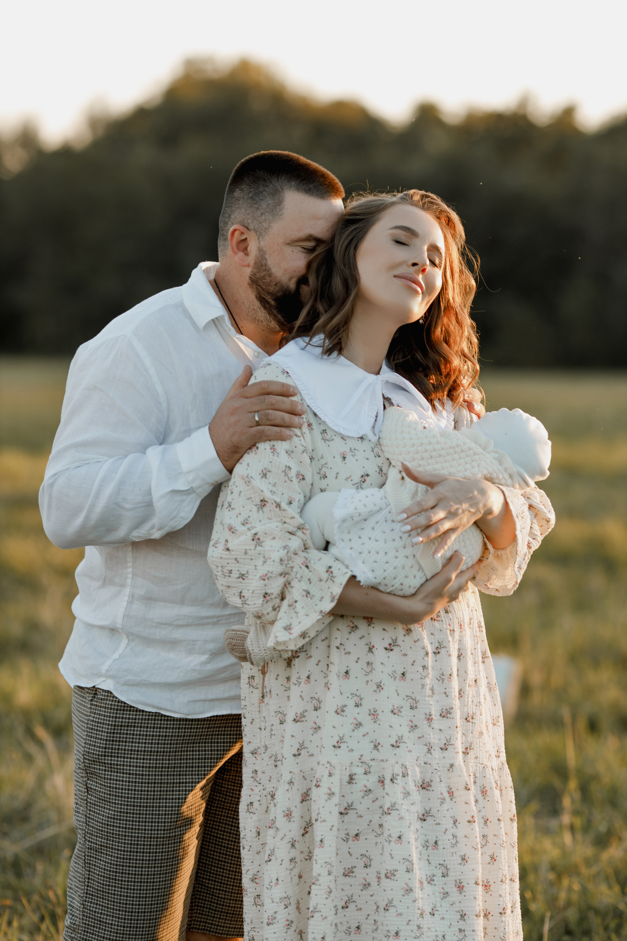 Семейная съемка в поле. Свадебный и семейный фотограф  во Владивостоке Ольга Украинец