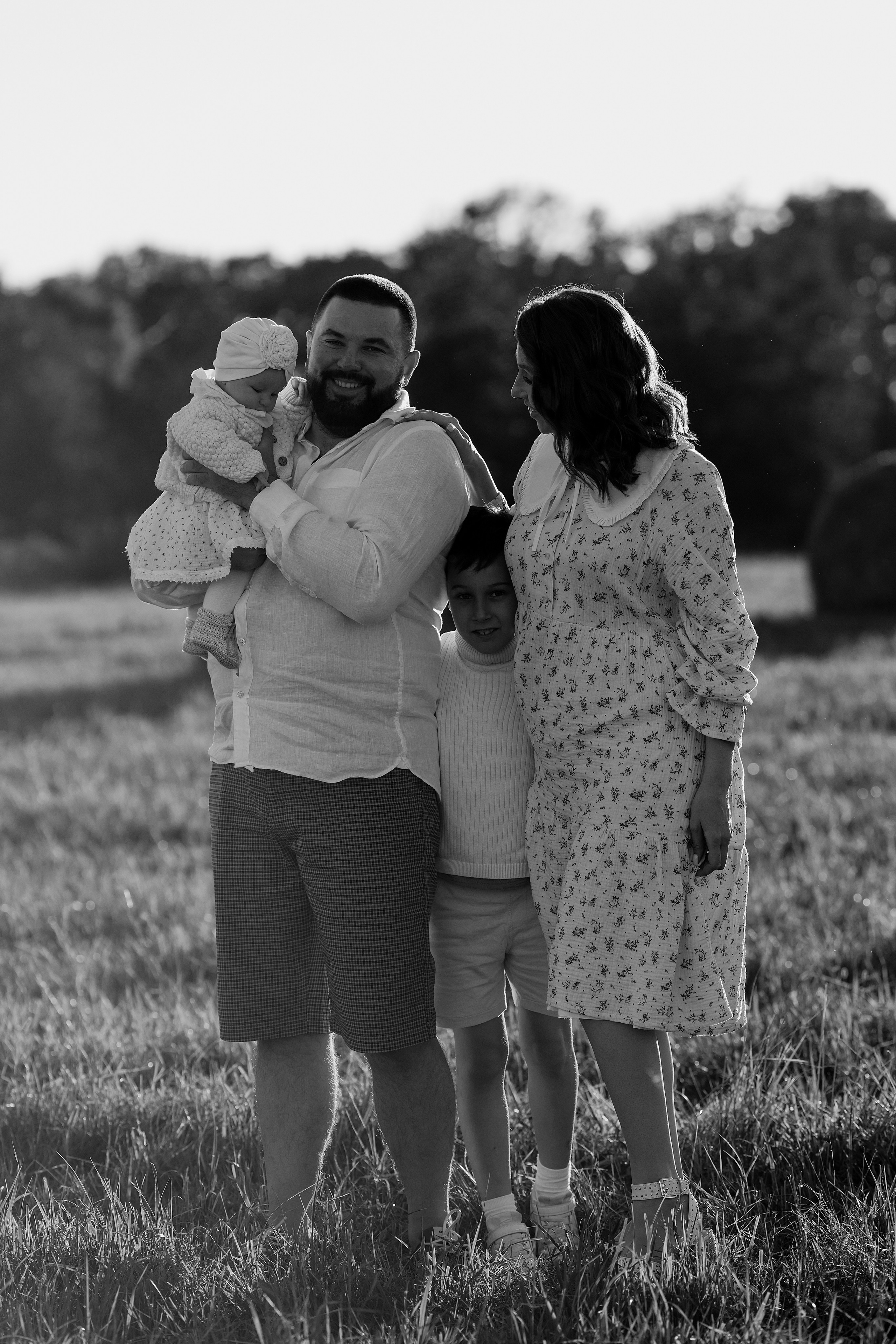 Семейная съемка в поле. Свадебный и семейный фотограф  во Владивостоке Ольга Украинец