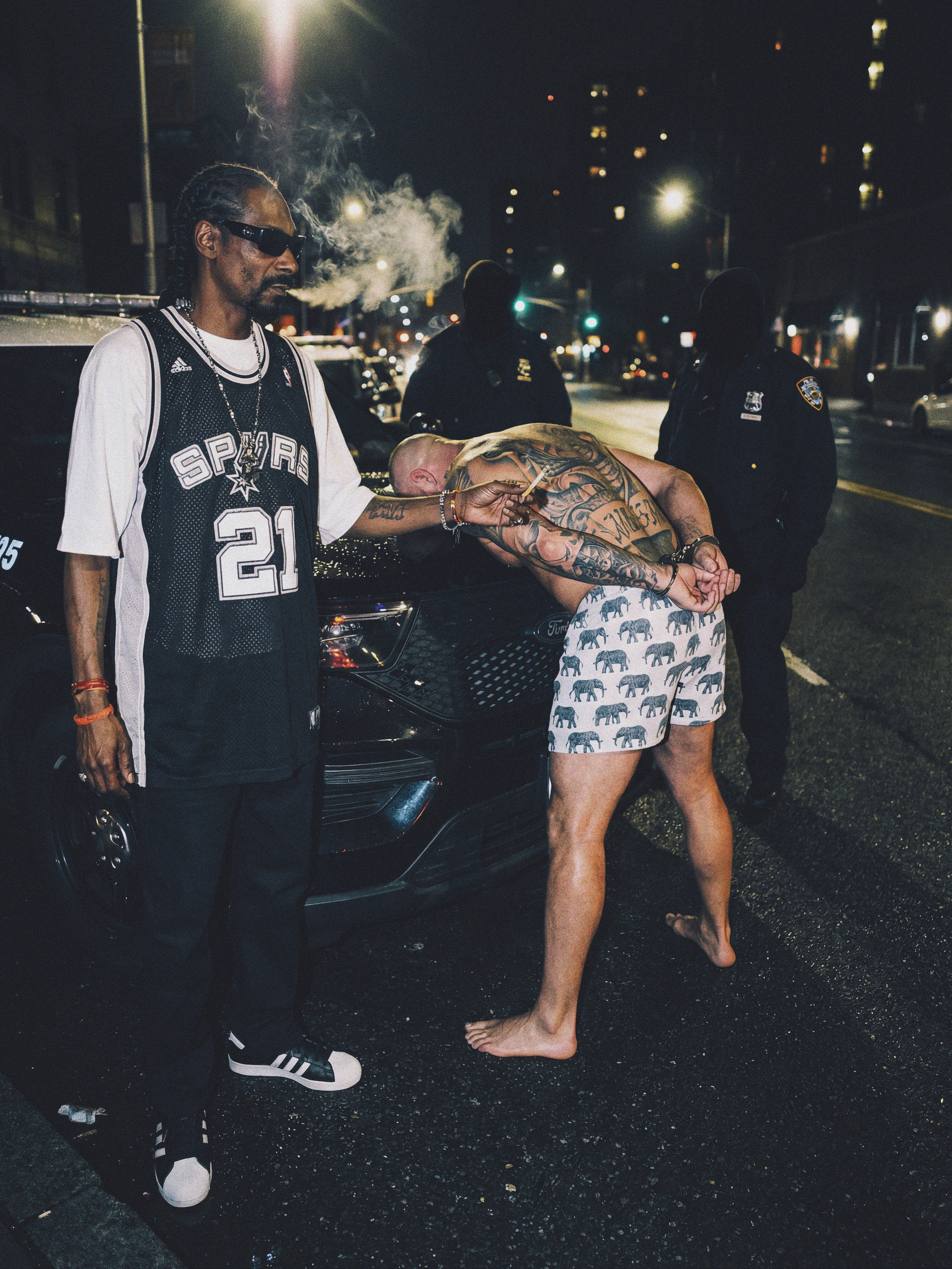 AI FOR BRAND. NOIZOMAX Художественный фотограф в Дубай и по всему Миру