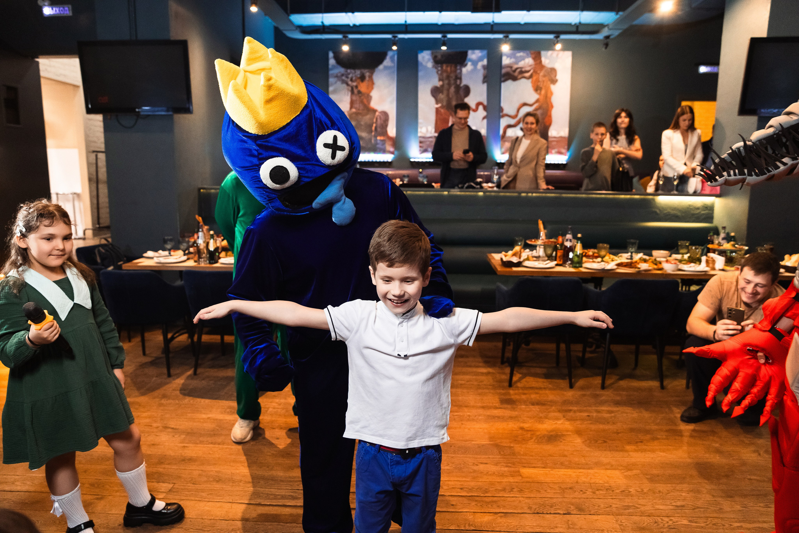 Фотограф на детское день рождения. Москва и Московская область. Репортажный Фотограф Александр Назаров. Москва и М.О