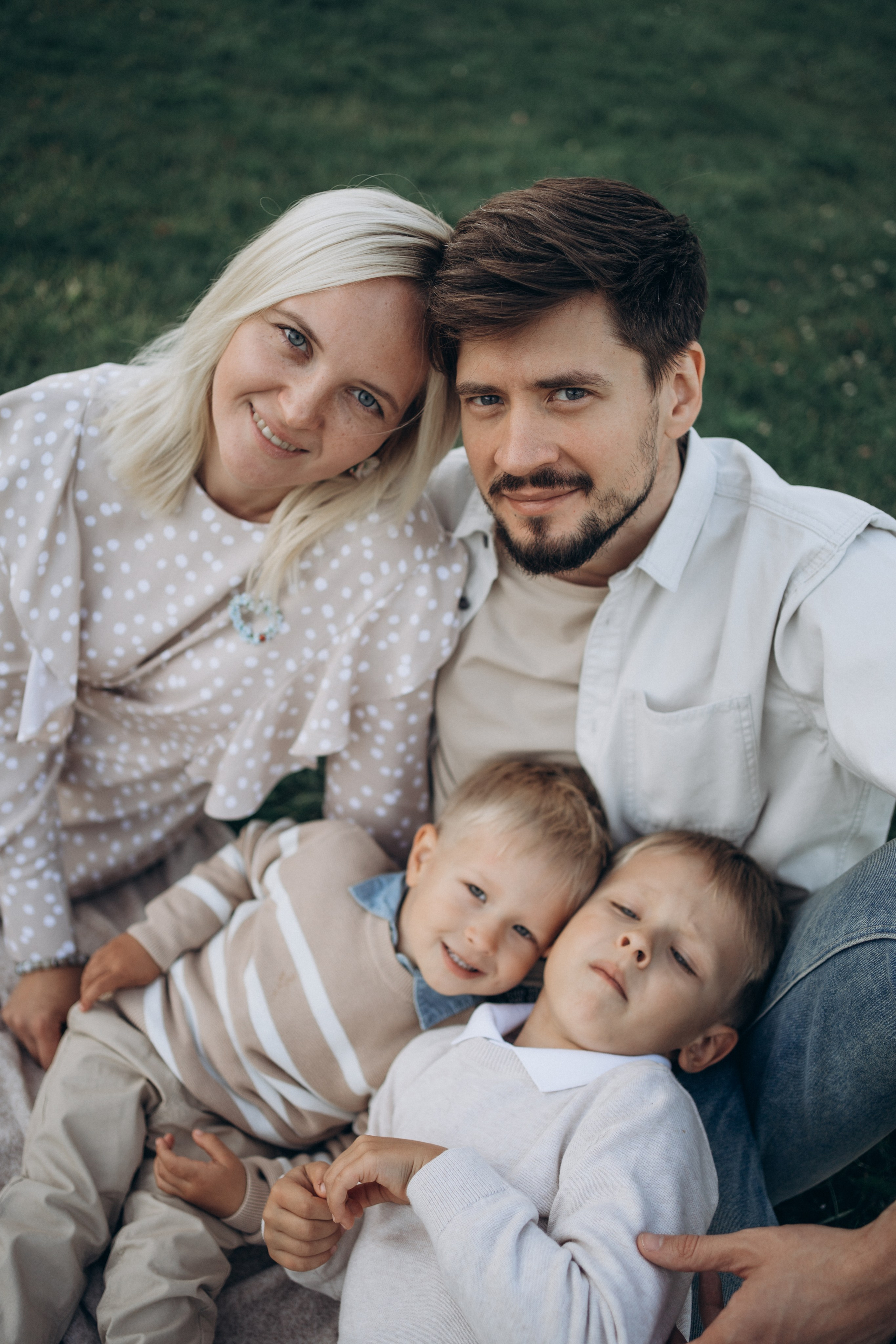 Прогулка в парке. Фотограф новорожденных и малышей до года в Москве Анастасия Соколова