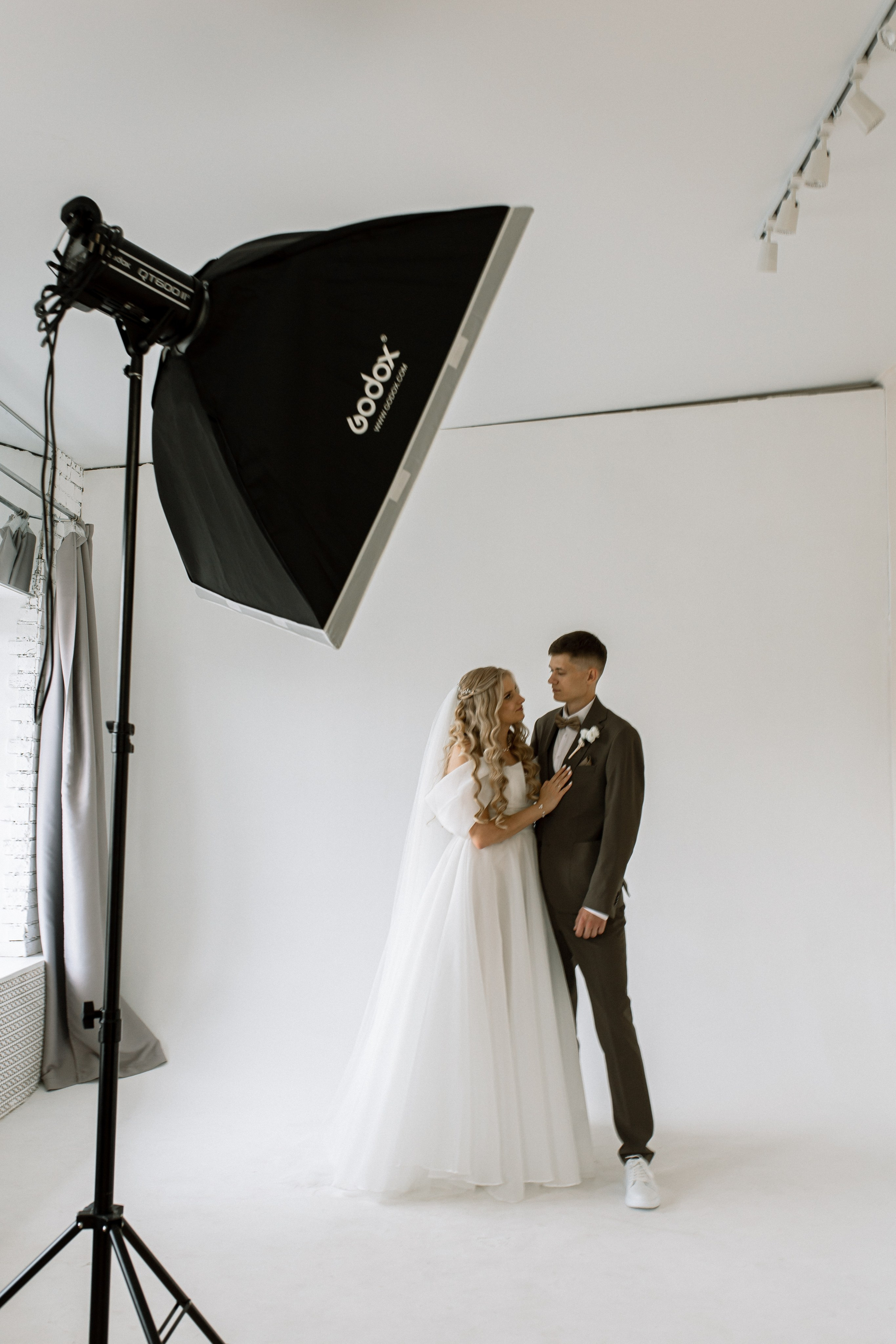 Он, она и весь день любви. Злата и Никита. Свадебный и семейный фотограф в Екатеринбурге Катя Буряк