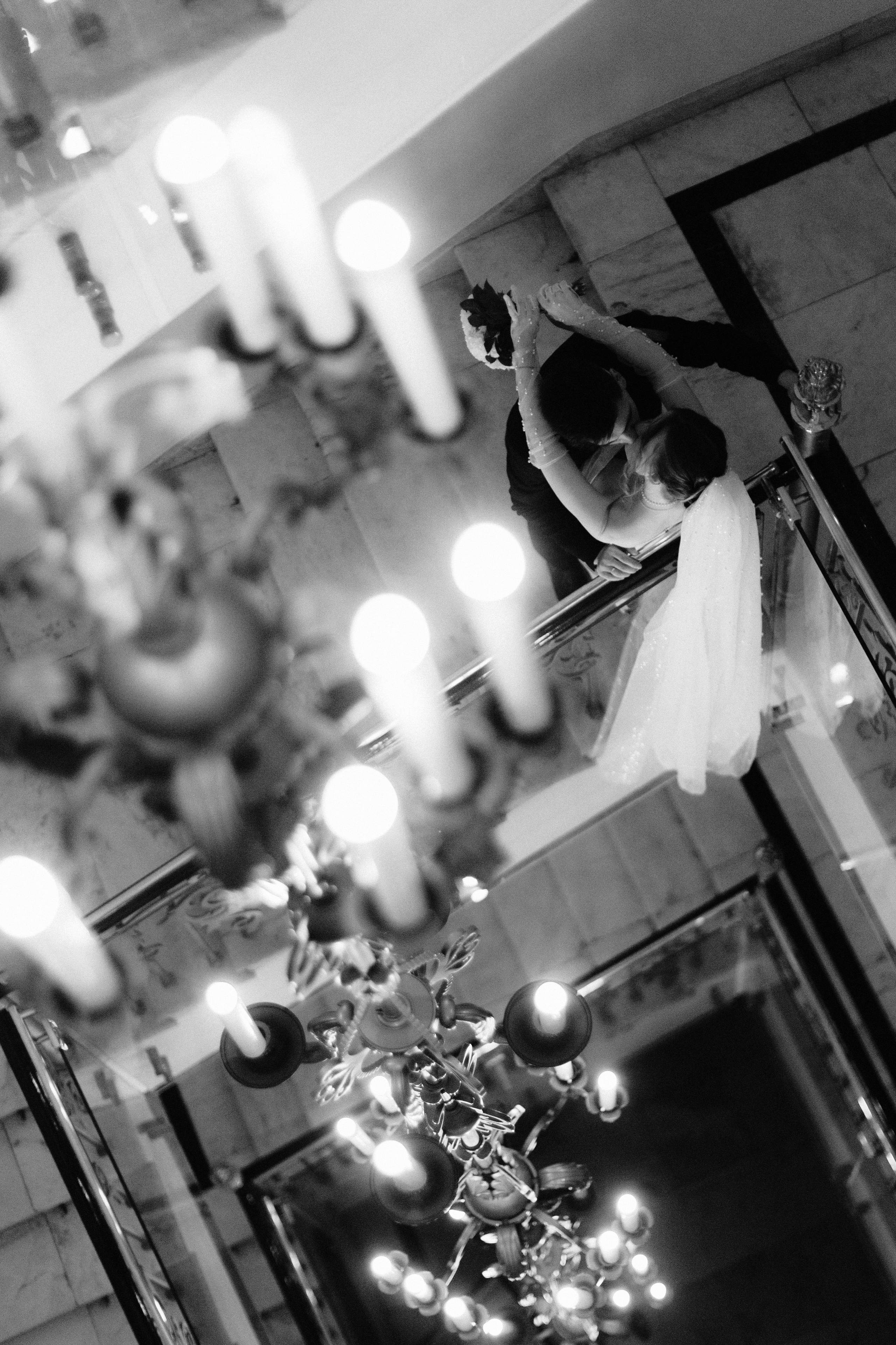 Антон и Вера, роспись в Савеловском ЗАГСЕ и фотосессия в гостинице Hilton. Свадебный и портретный фотограф в Москве Кристина Золотова