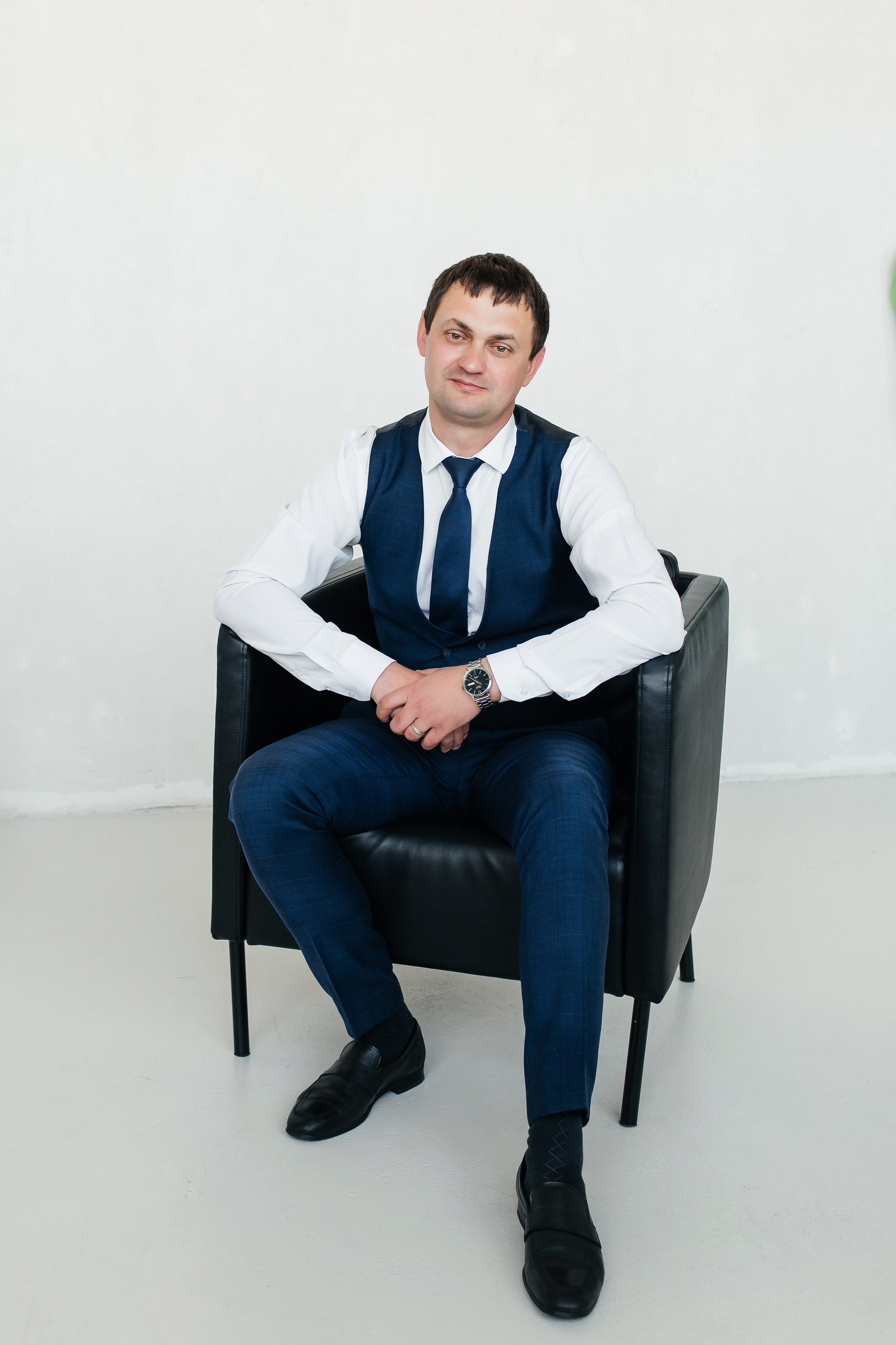 Свадебная фотосессия Анастасии и Виктора. Женский фотограф в Оренбурге Ирина Заводчикова