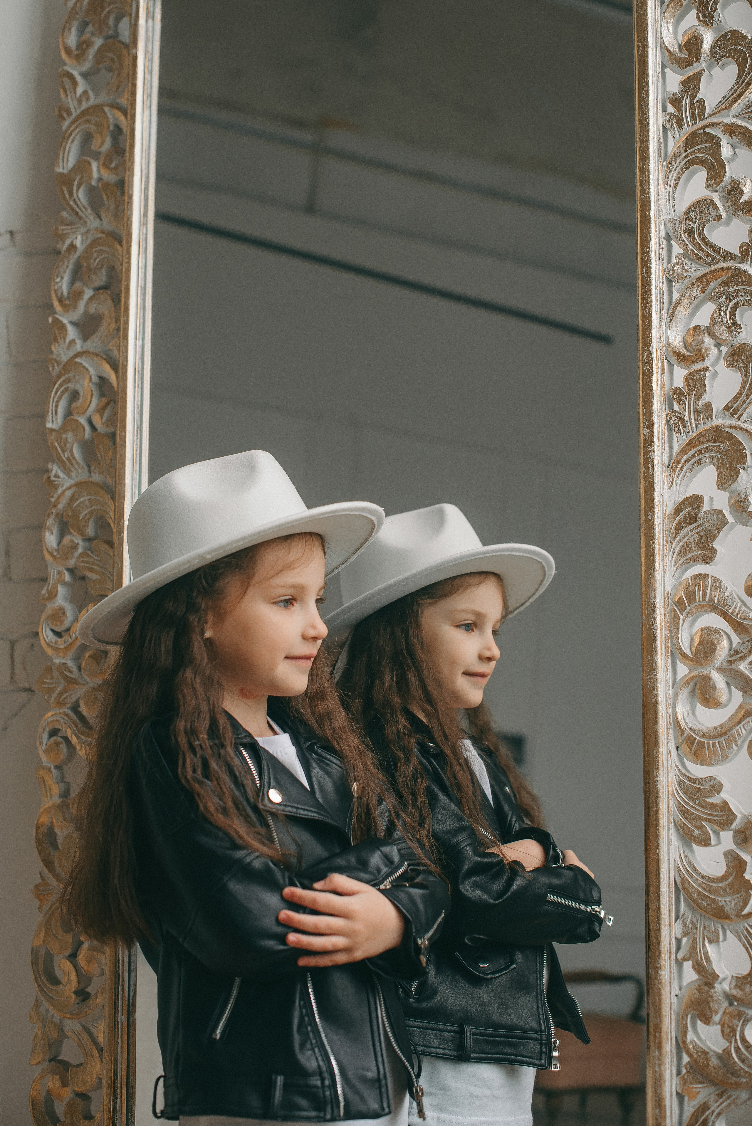 Семейная фотосессия в студии. Семейный и детский фотограф в Обнинске, Калуге, Москве