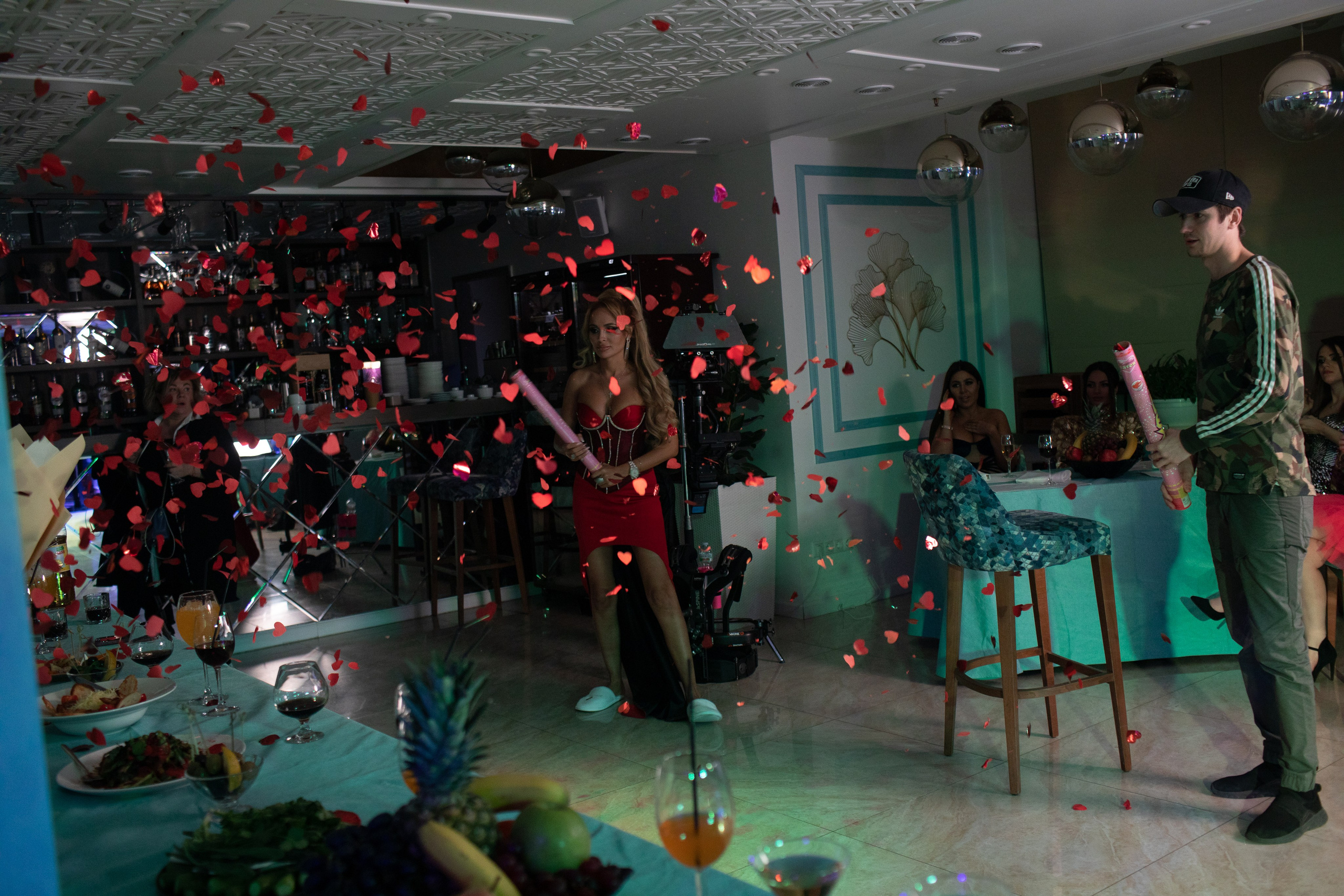 Съемка клипа Анни Калашниковой «Не ври мне в Риме». Art photographer Nino