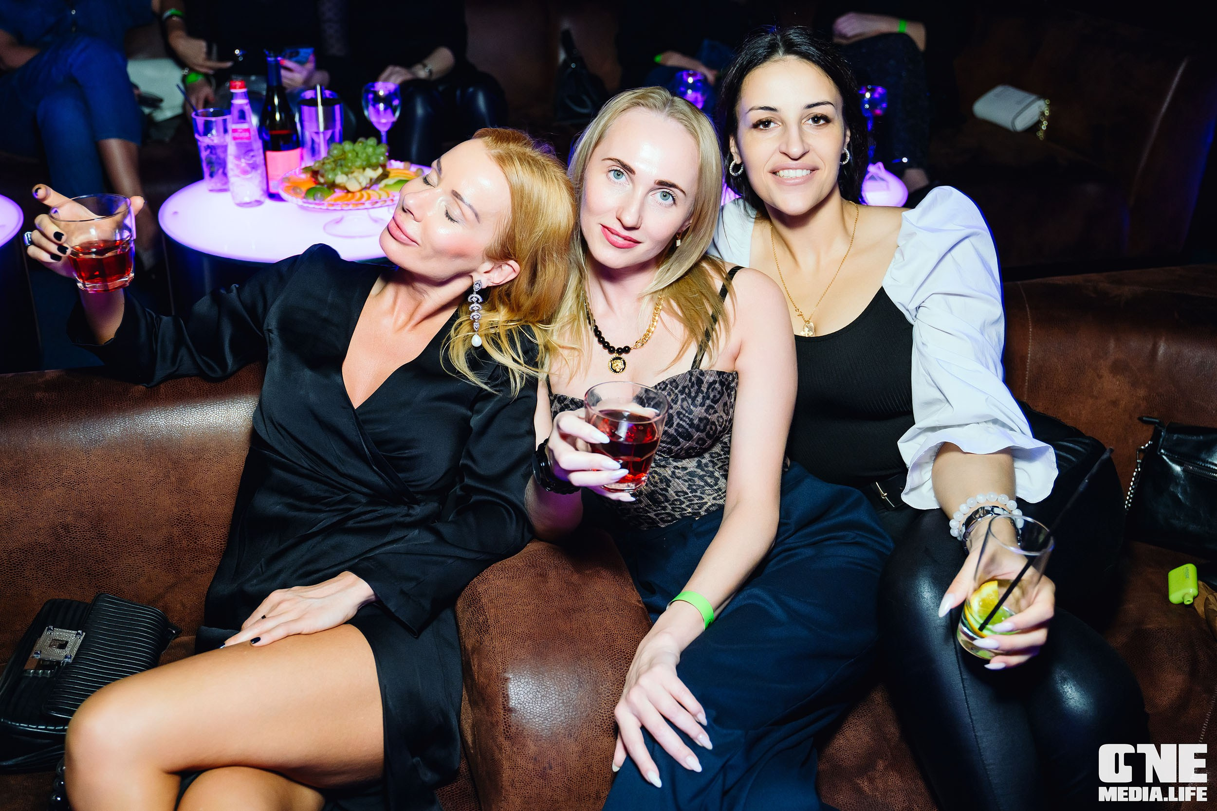 Концерт группы стрелки в Планете 13 апреля. One Media Life: фоторепортажи, фотоотчеты с мероприятий и заведений