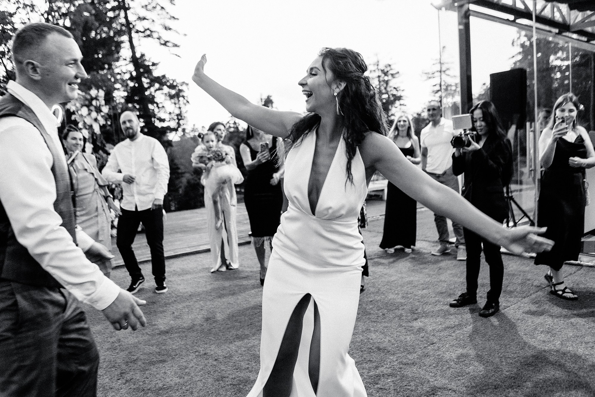 Настя и Игорь 17.08.24. Свадебный фотограф Владивосток Алина Гевондова