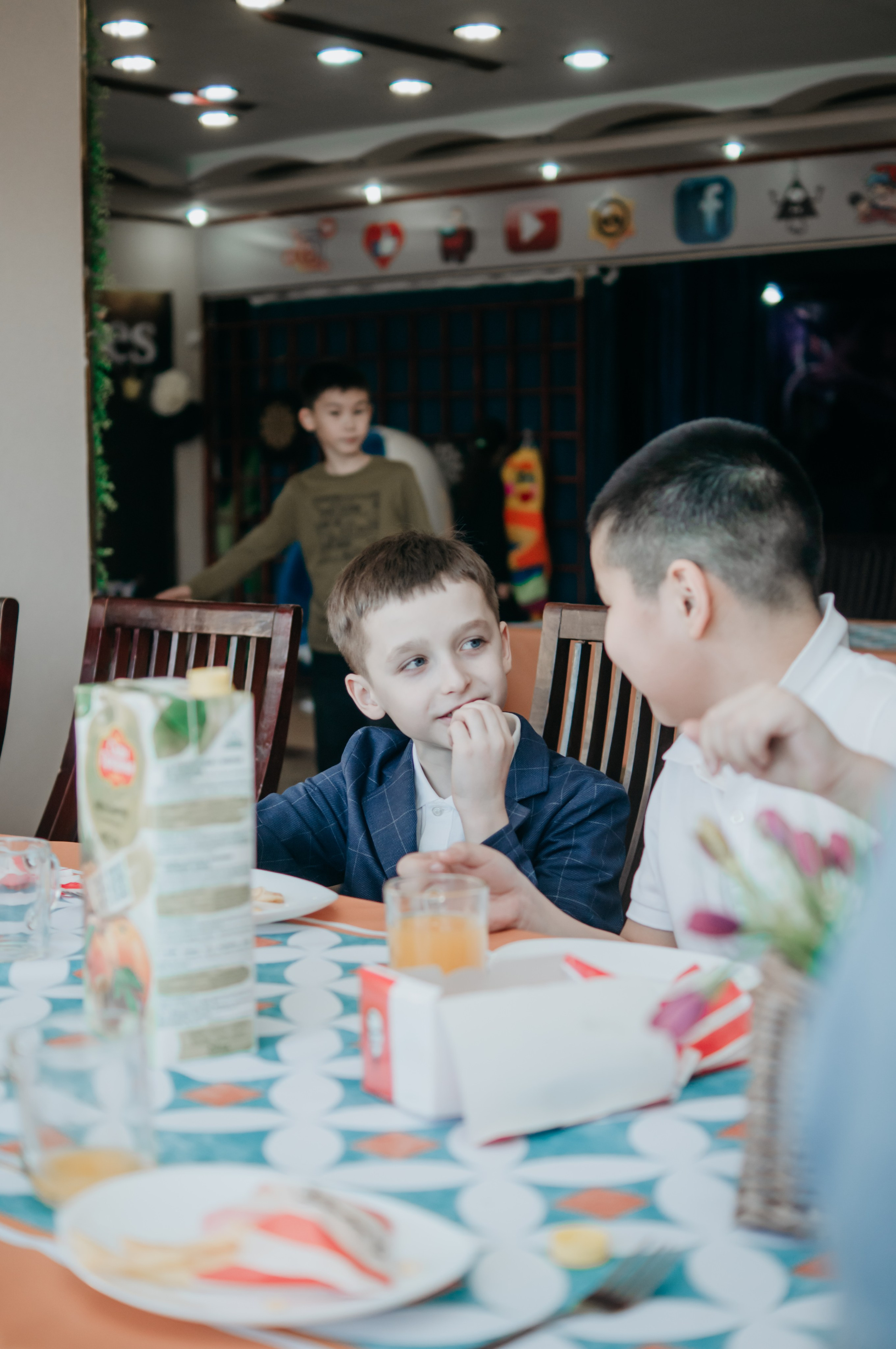 Детский фотограф в Улан-Удэ. сьемка утренников, школьных выпускных и детских праздников. Фотограф в Улан-Удэ. Свадебный фотограф в Улан-Удэ