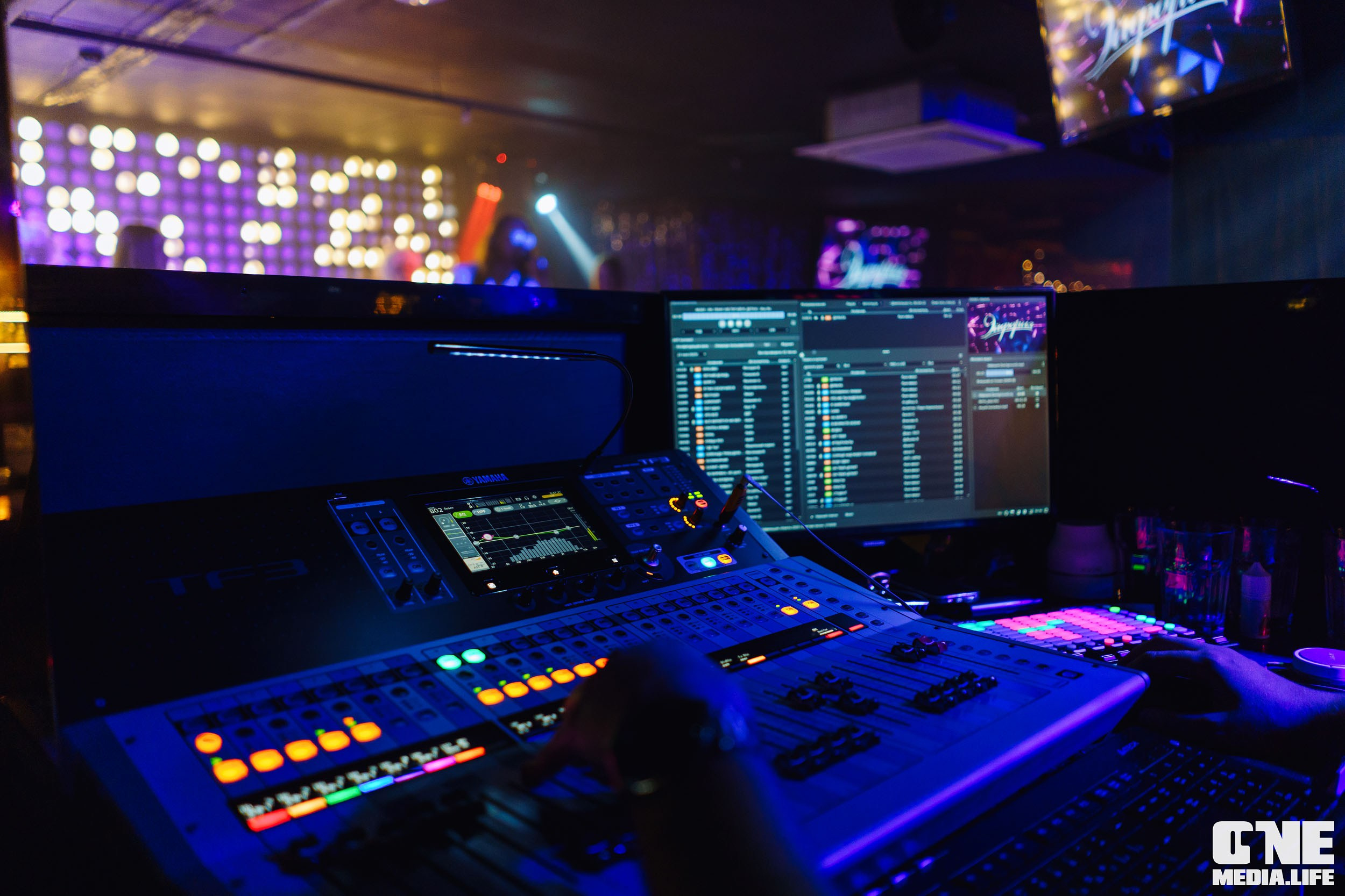 Фоторепортаж из караоке-клуба Эйфория. One Media Life: фоторепортажи, фотоотчеты с мероприятий и заведений