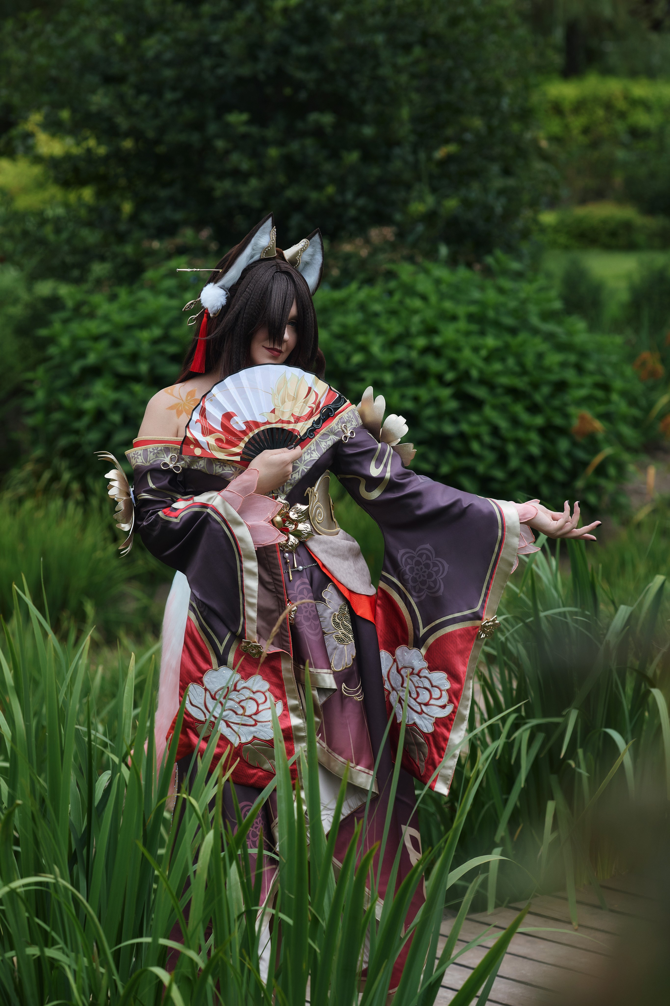 Косплей в образе Фуги в японском саду в Находке