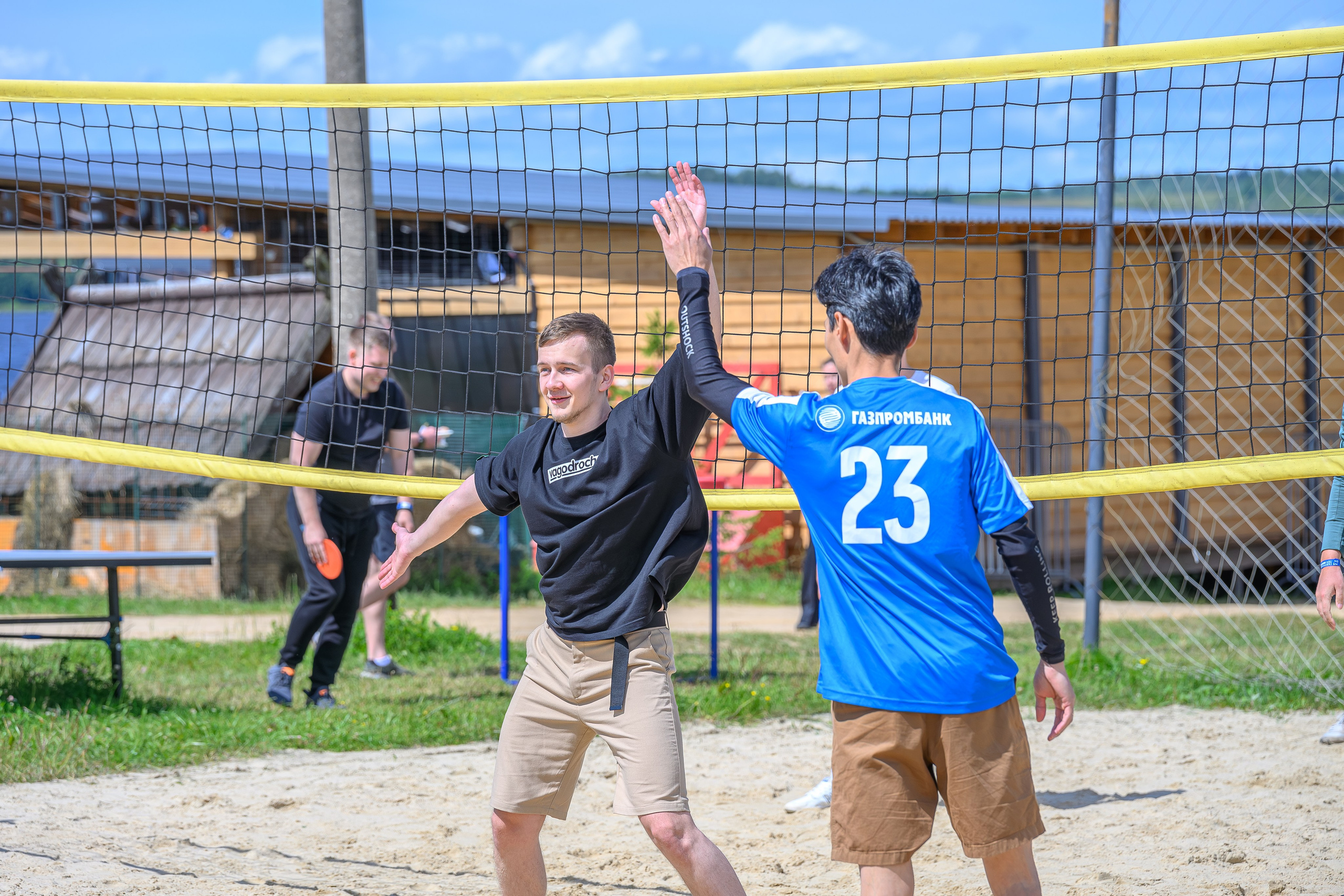 Фотосъемка спорта в Москве с профессиональным репортажным фотографом. Обработка фото без фильтров, живые фото. 