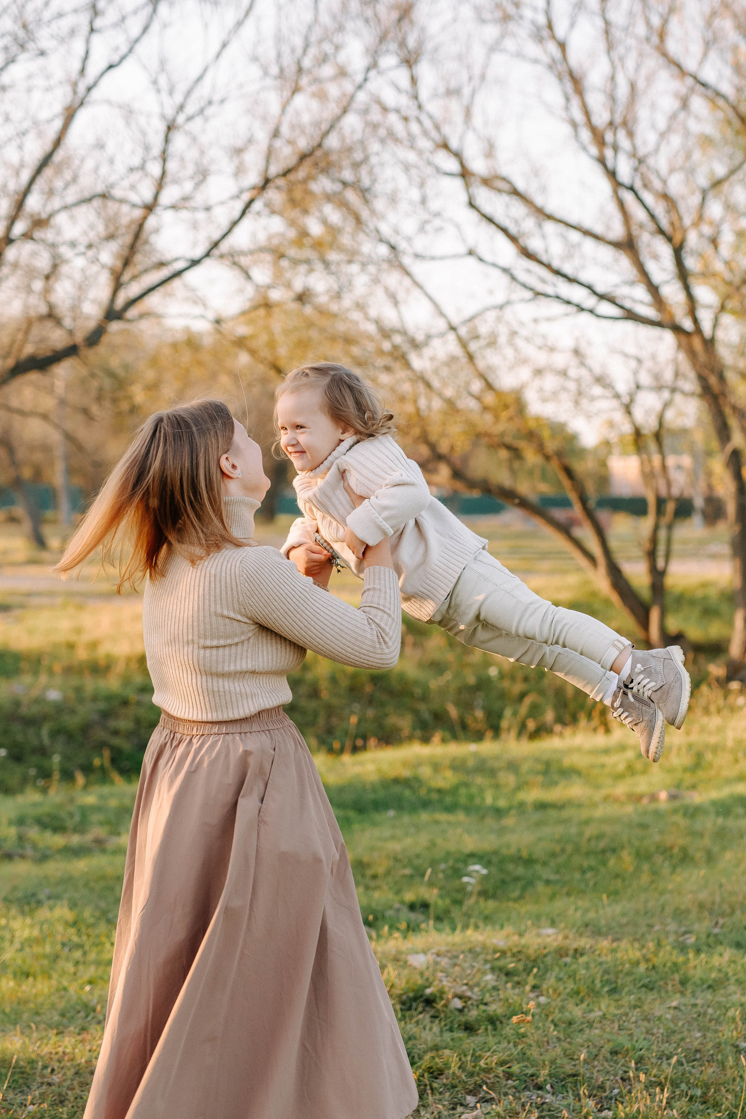 Теплый осенний вечер. Свадебный и семейный фотограф Сасина Элина г.Хабаровск