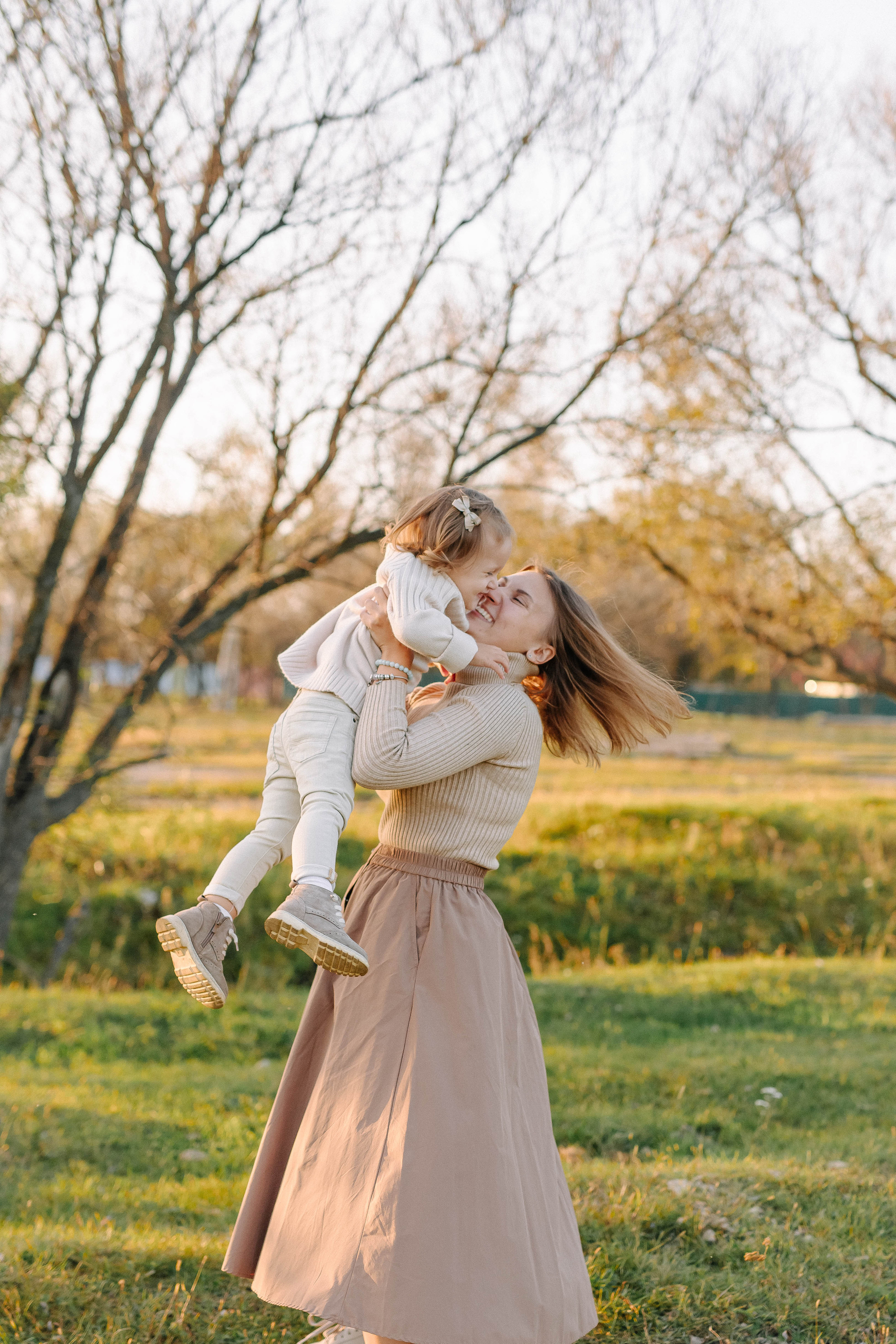 Теплый осенний вечер. Свадебный и семейный фотограф Сасина Элина г.Хабаровск