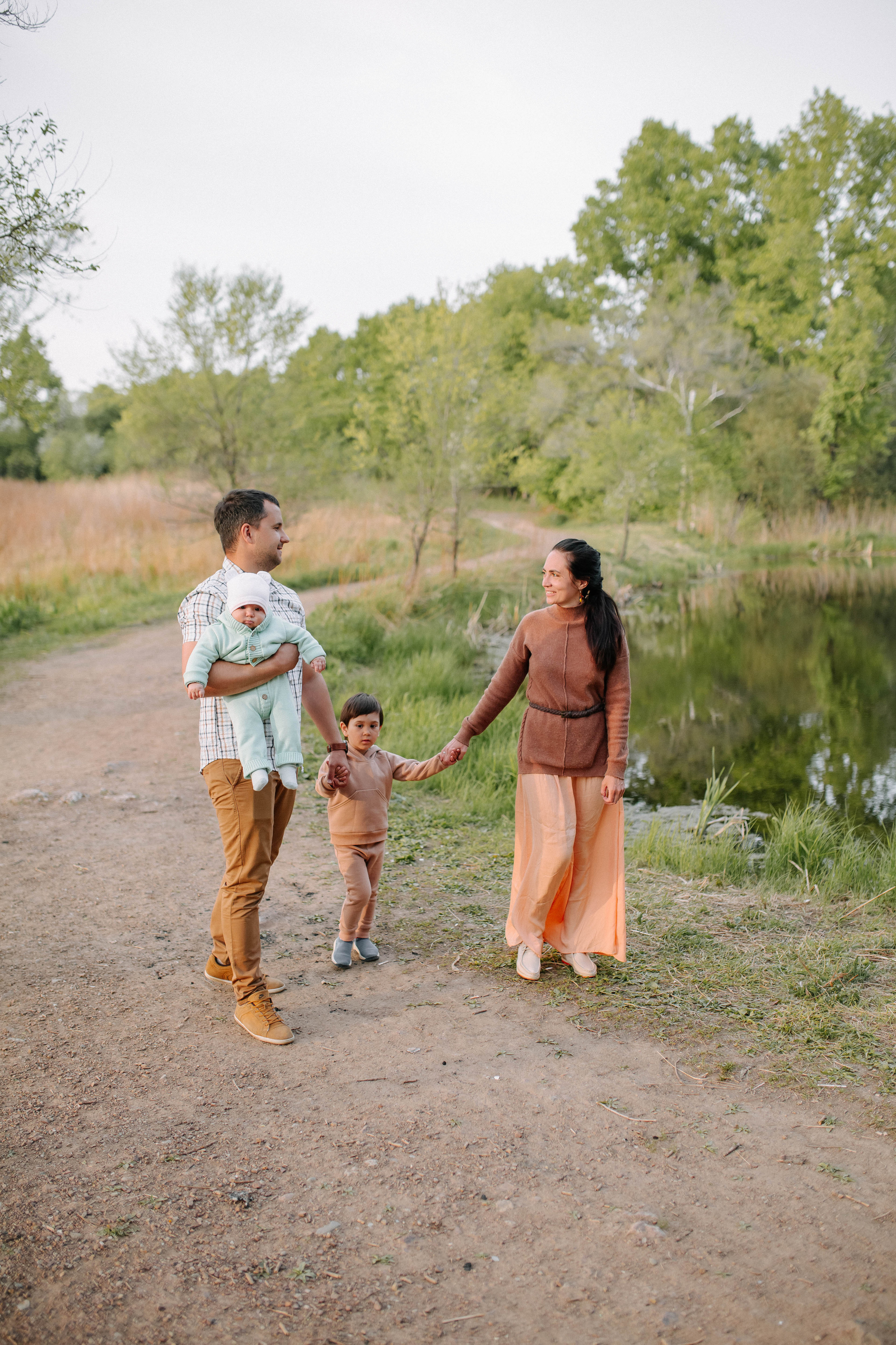 Весенняя прогулка. Свадебный и семейный фотограф Сасина Элина г.Хабаровск