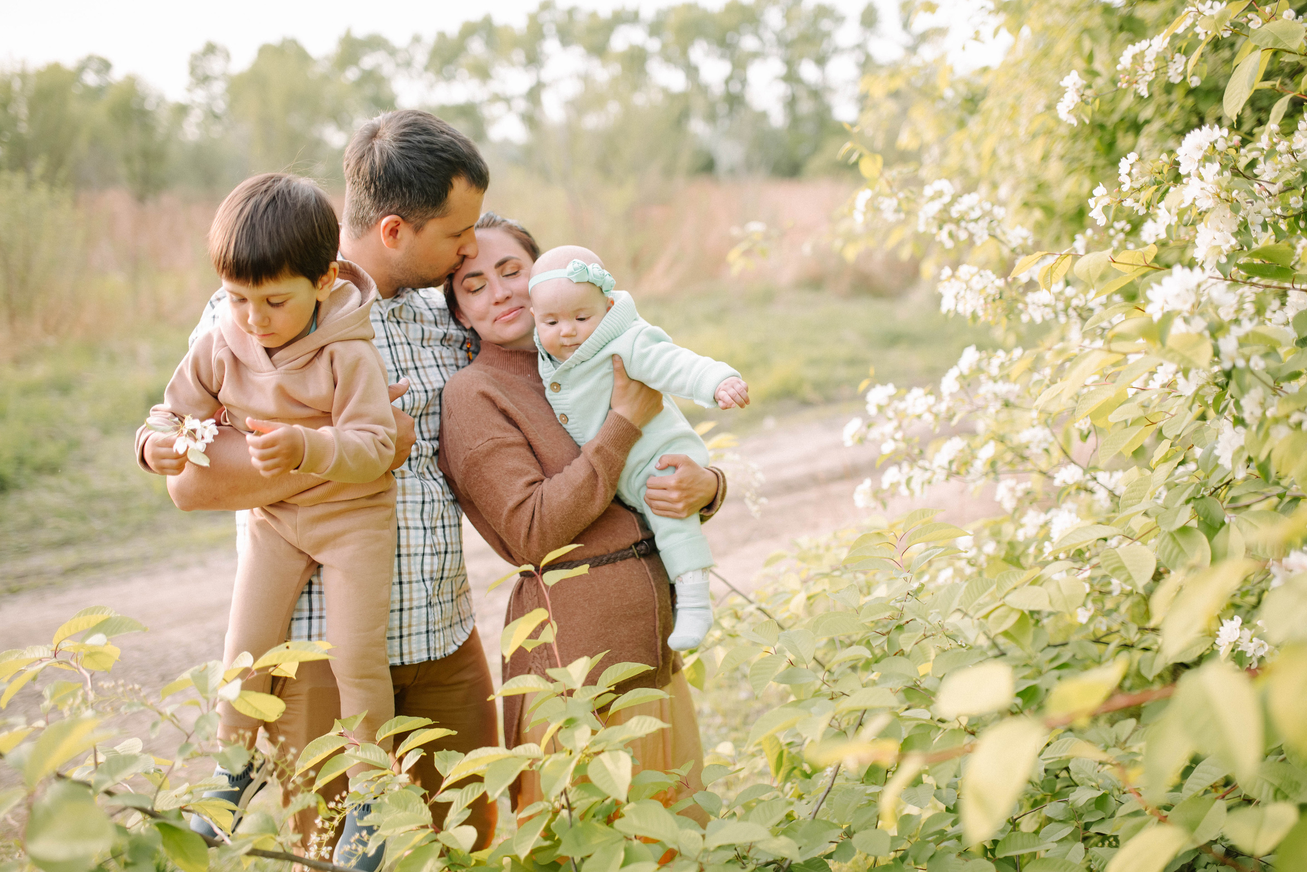 Весенняя прогулка. Свадебный и семейный фотограф Сасина Элина г.Хабаровск