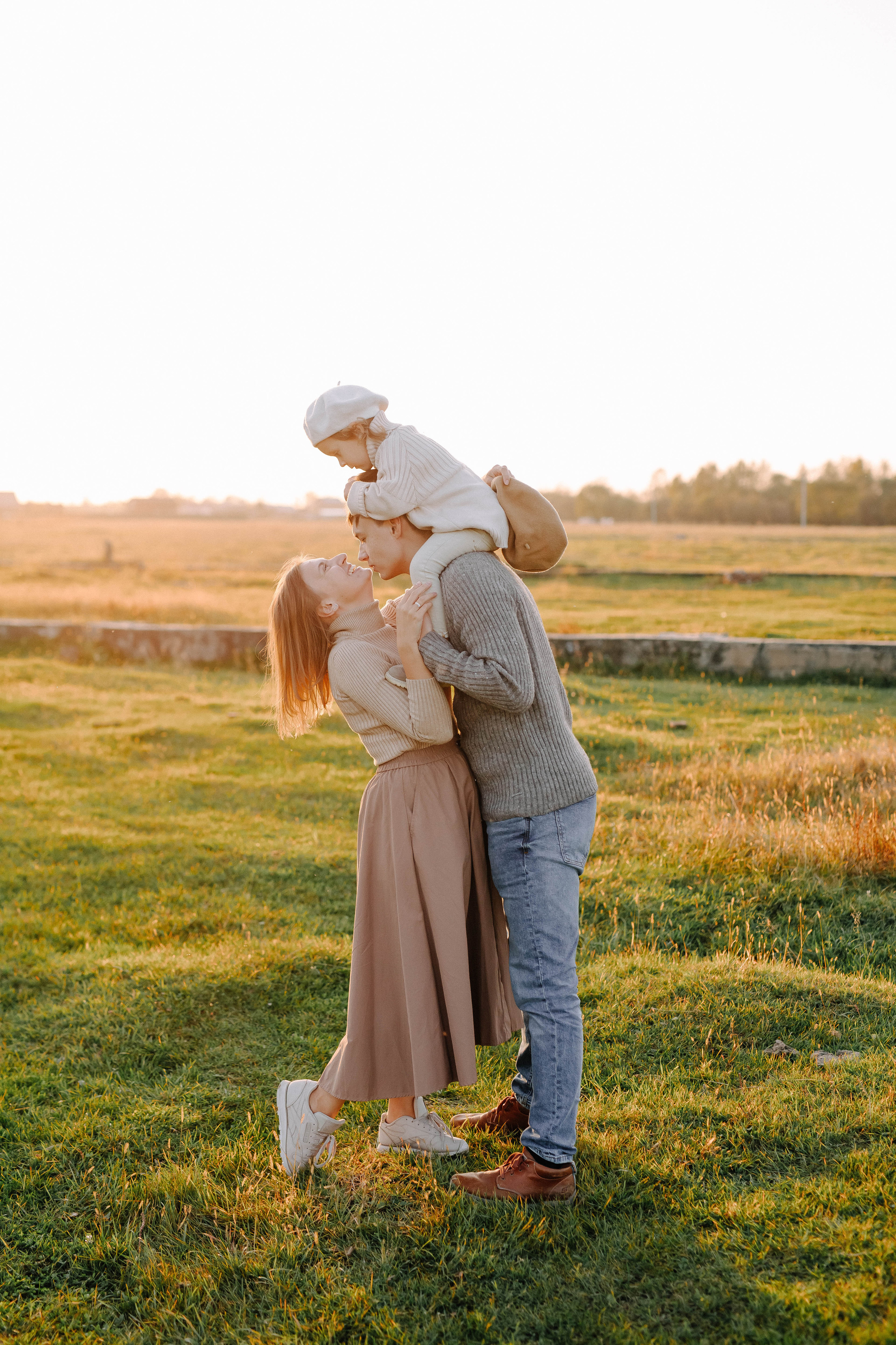 Теплый осенний вечер. Свадебный и семейный фотограф Сасина Элина г.Хабаровск