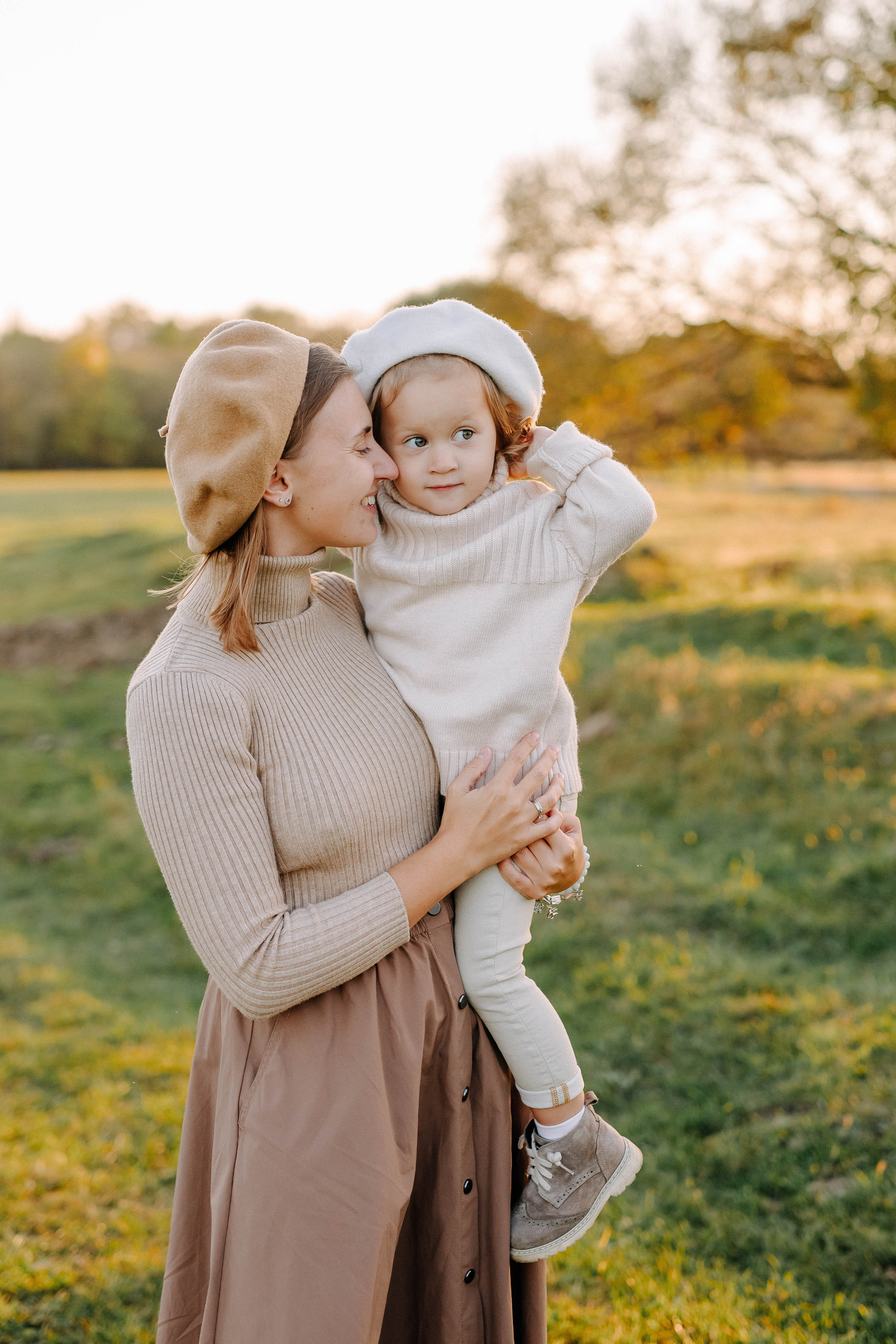 Теплый осенний вечер. Свадебный и семейный фотограф Сасина Элина г.Хабаровск