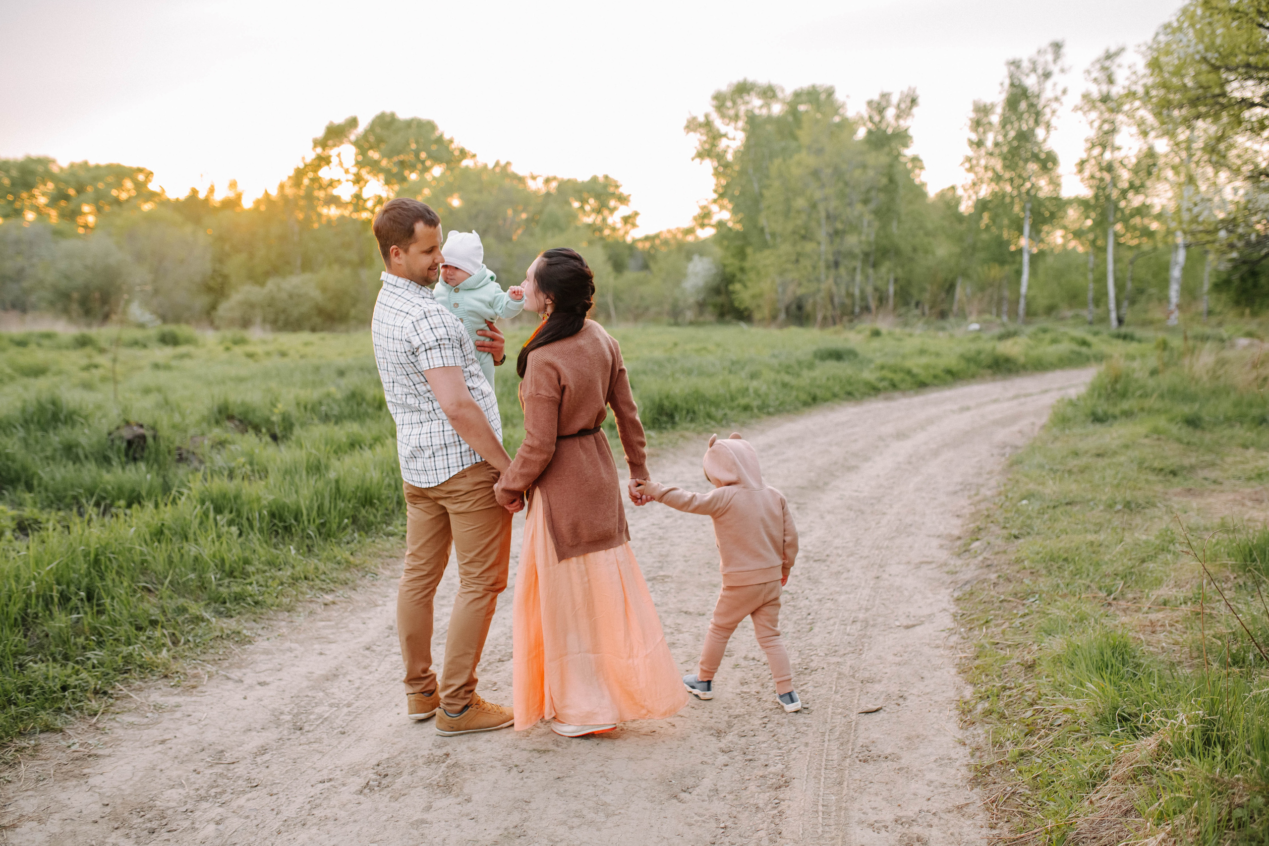 Весенняя прогулка. Свадебный и семейный фотограф Сасина Элина г.Хабаровск