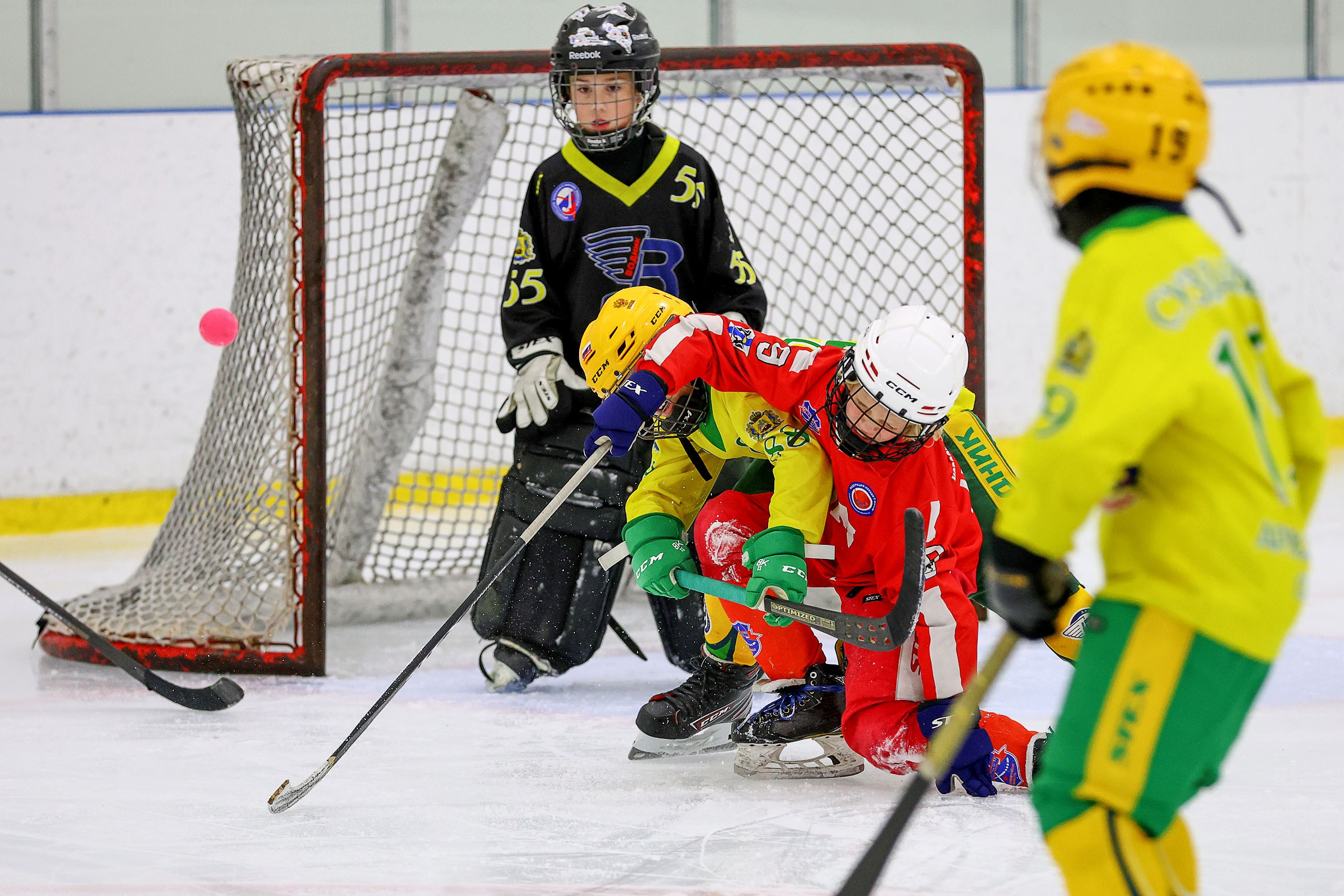 ХОККЕЙ С МЯЧОМ. Репортажный фотограф в Нижнем Новгороде и Москве Ангелина Ильичева