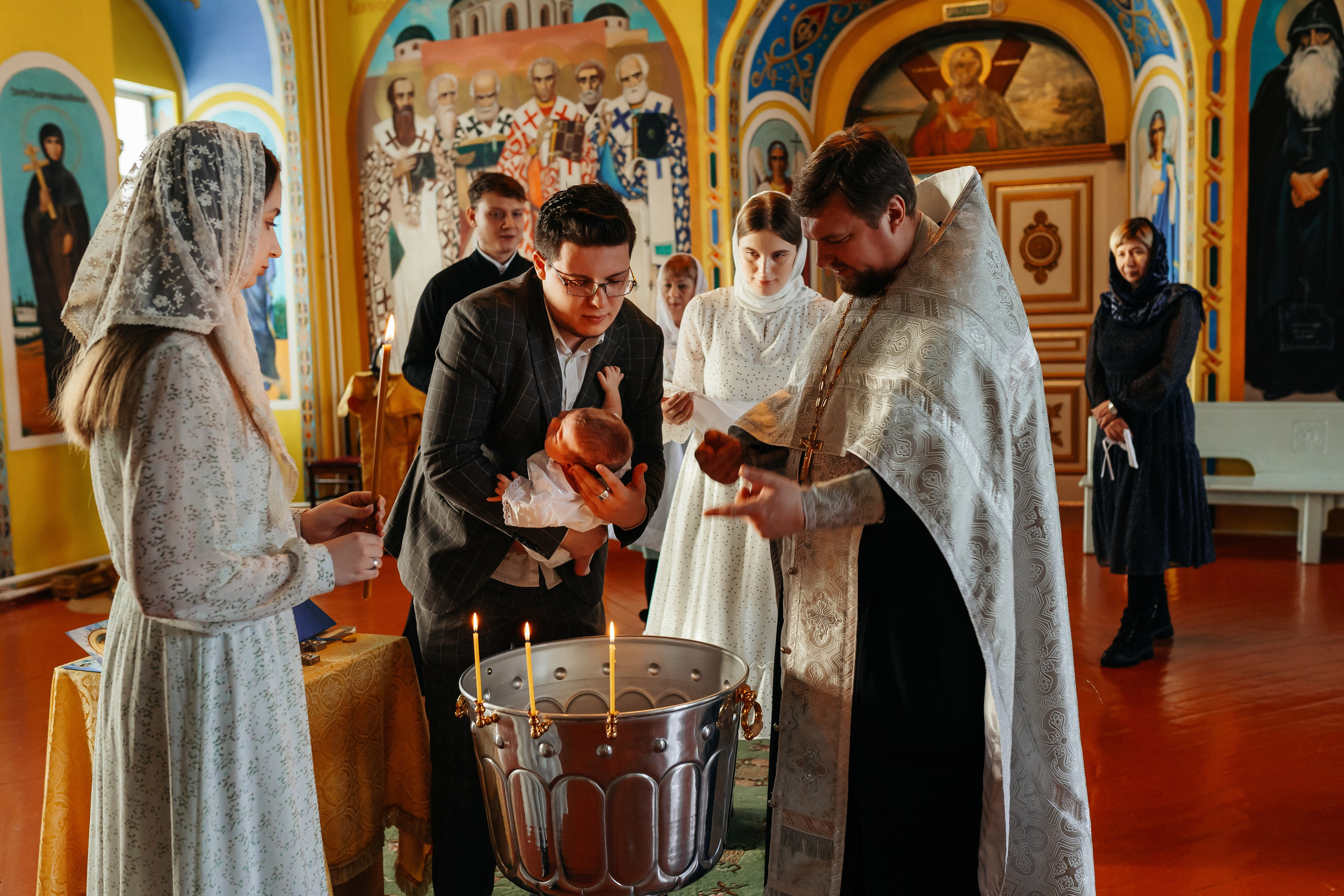 Фотосъемка крещения. Фотограф Ким Наталья в Красноярске