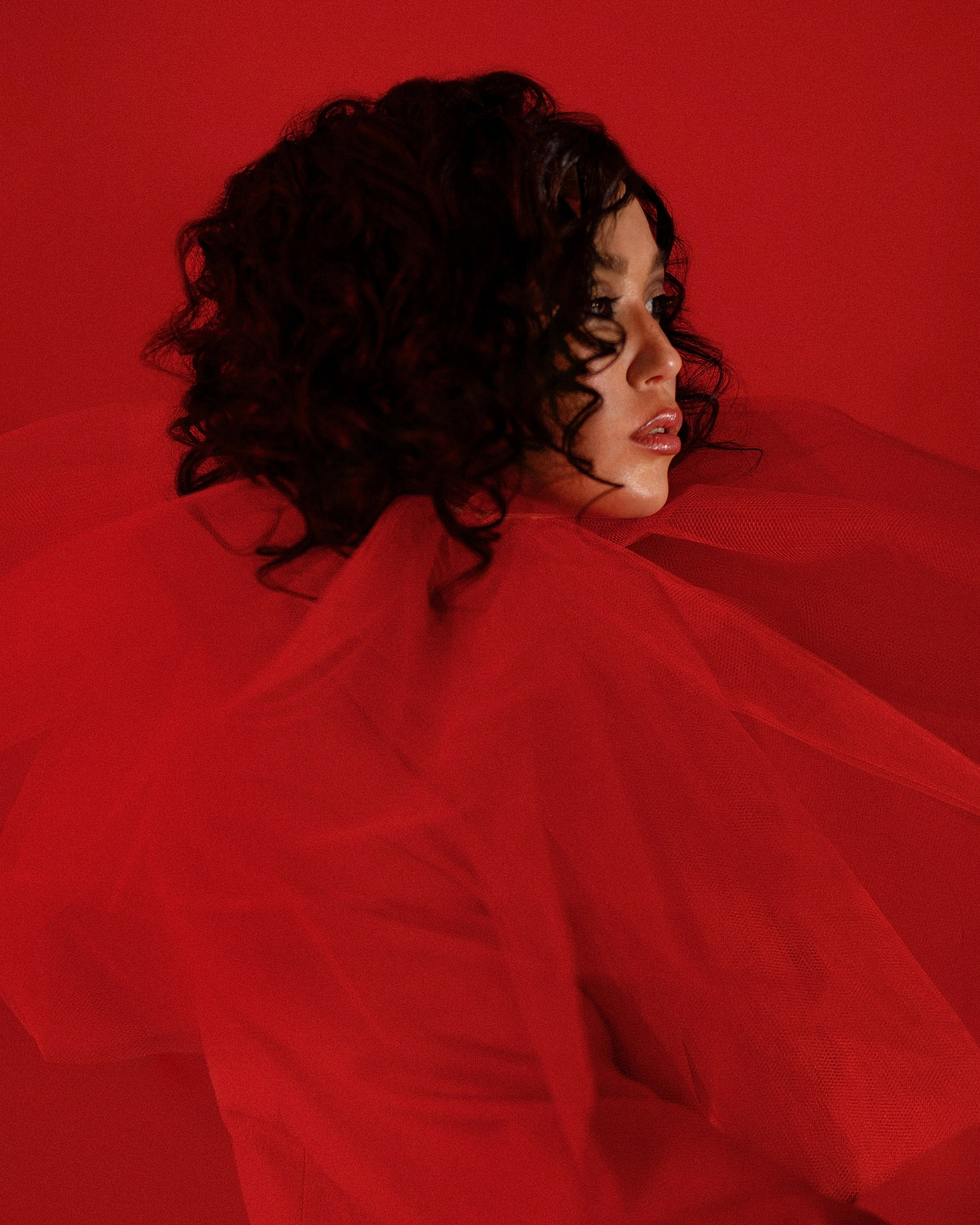 ЖЕНСКИЙ ПОРТРЕТ (МИНИМАЛИЗМ). Фотограф Иркутск.Дарья Казакова