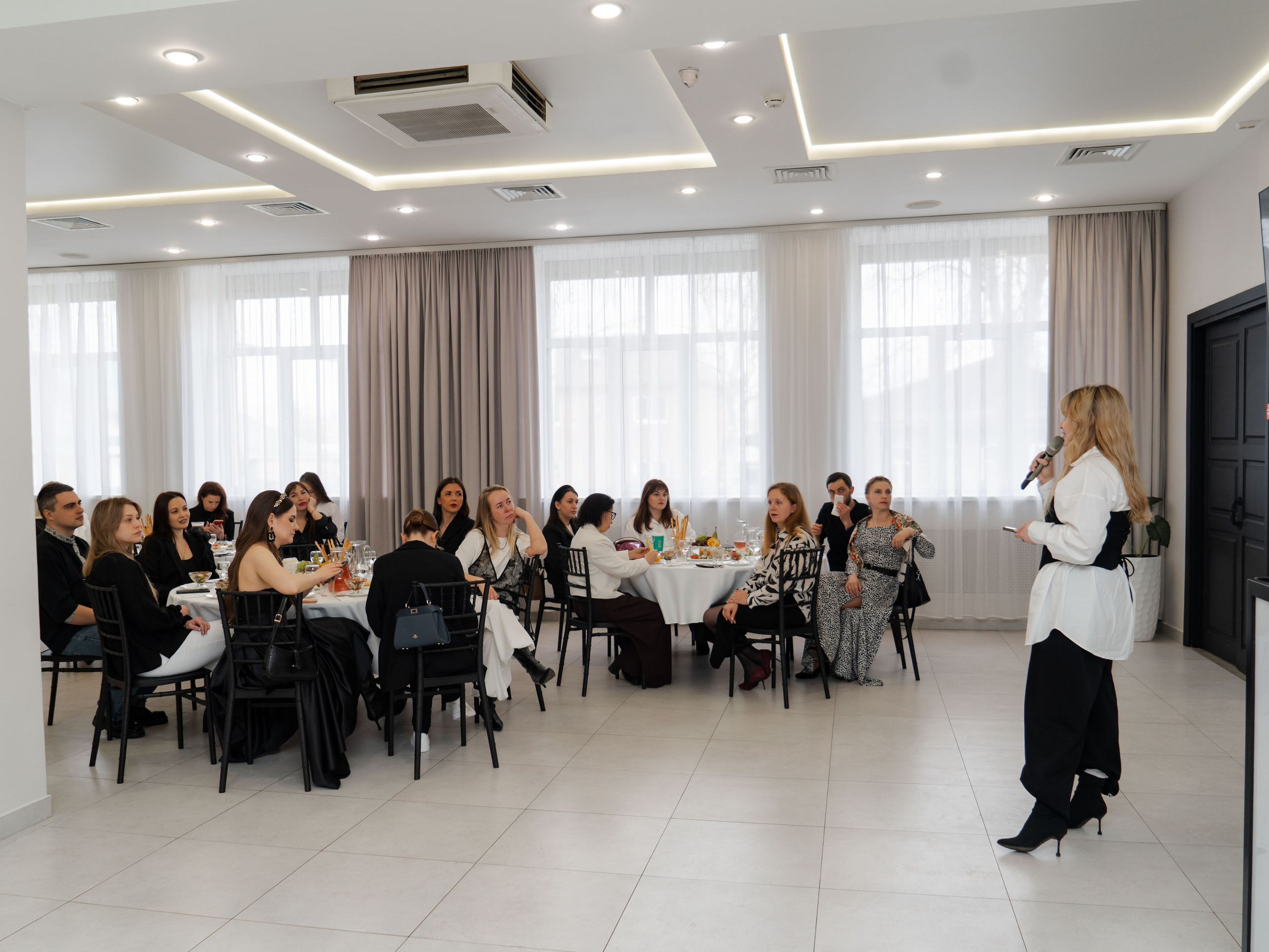 Нетворкинг 11. Семейный и детский фотограф в Екатеринбурге и НевьянскеТимурова Алина