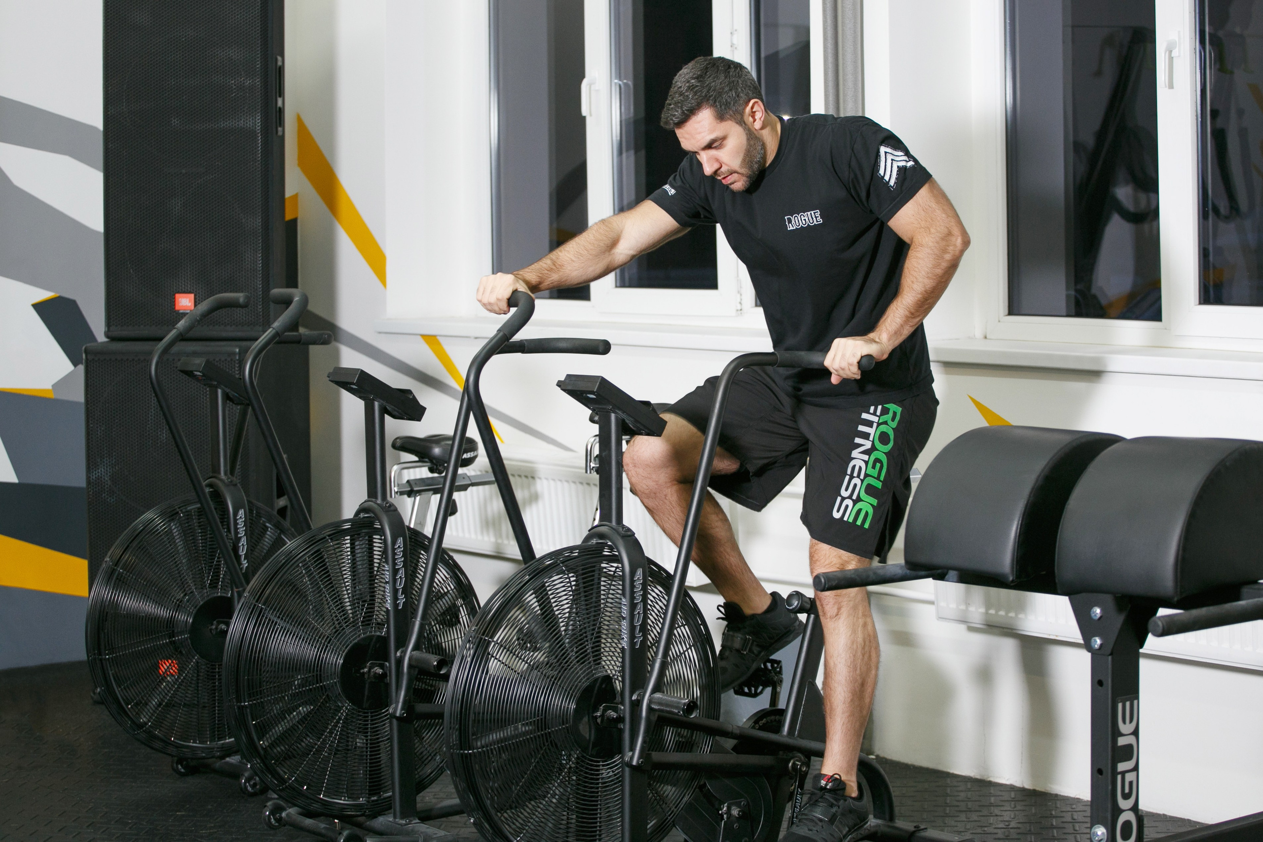 Спортивная фотосессия для bodybuildingillustrated.ru. Профессиональный фотограф в Санкт-Петербурге. Сергей Пушкин