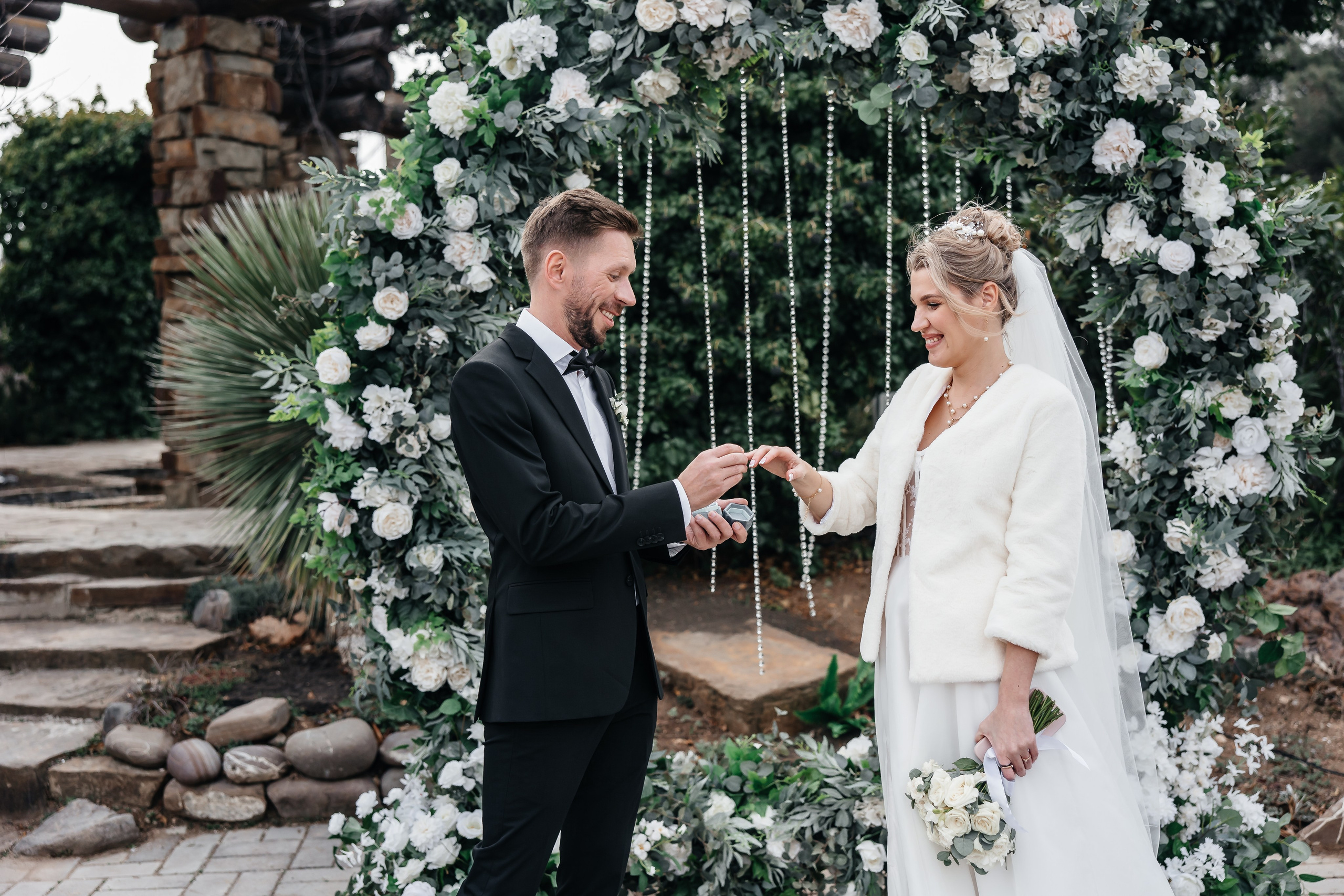 Анонс свадьбы для Ильи и Виктории. Теплый Крымский март. Свадебный фотограф в Крыму и Севастополе Ольга Баскакова