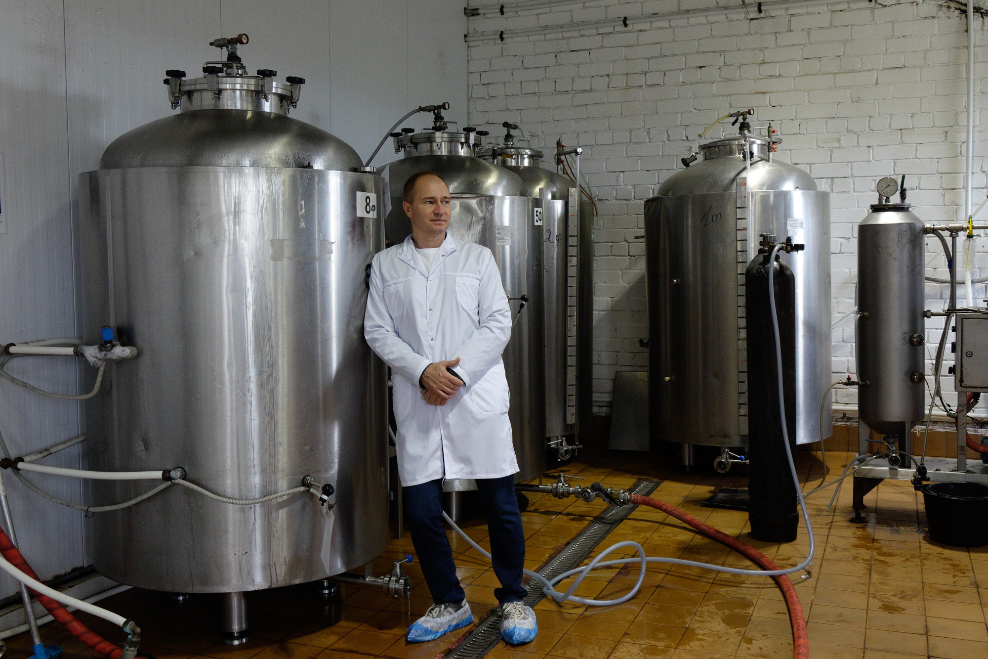 Производственная съемка пива и сидра. Коммерческая фотосъёмка городской среды, архитектуры и производственных объектов