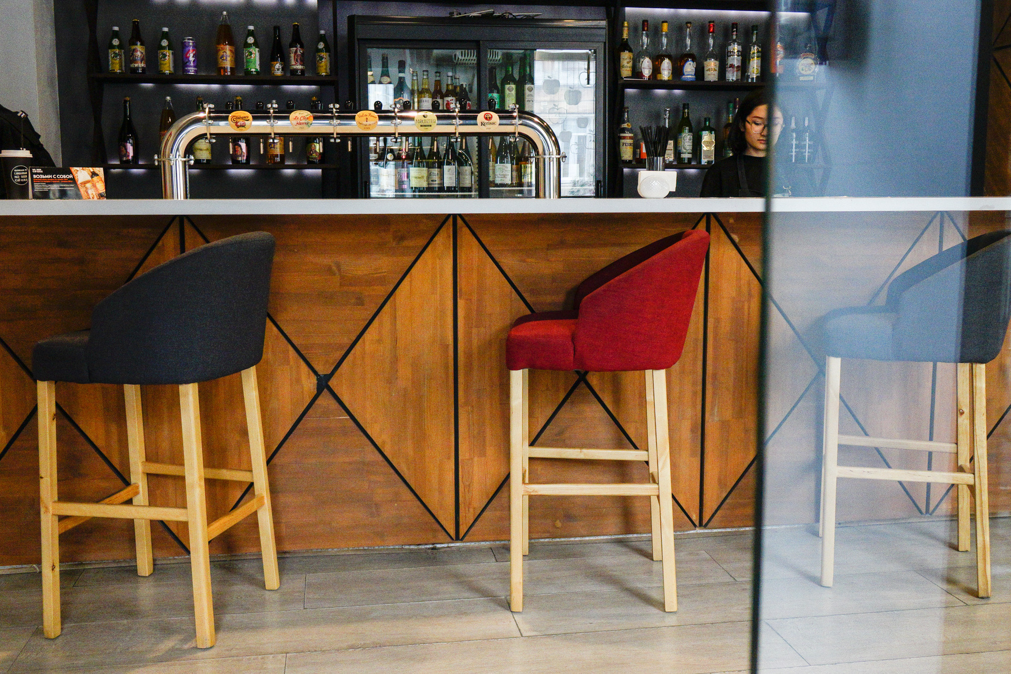 Производственная съемка пива и сидра. Коммерческая фотосъёмка городской среды, архитектуры и производственных объектов