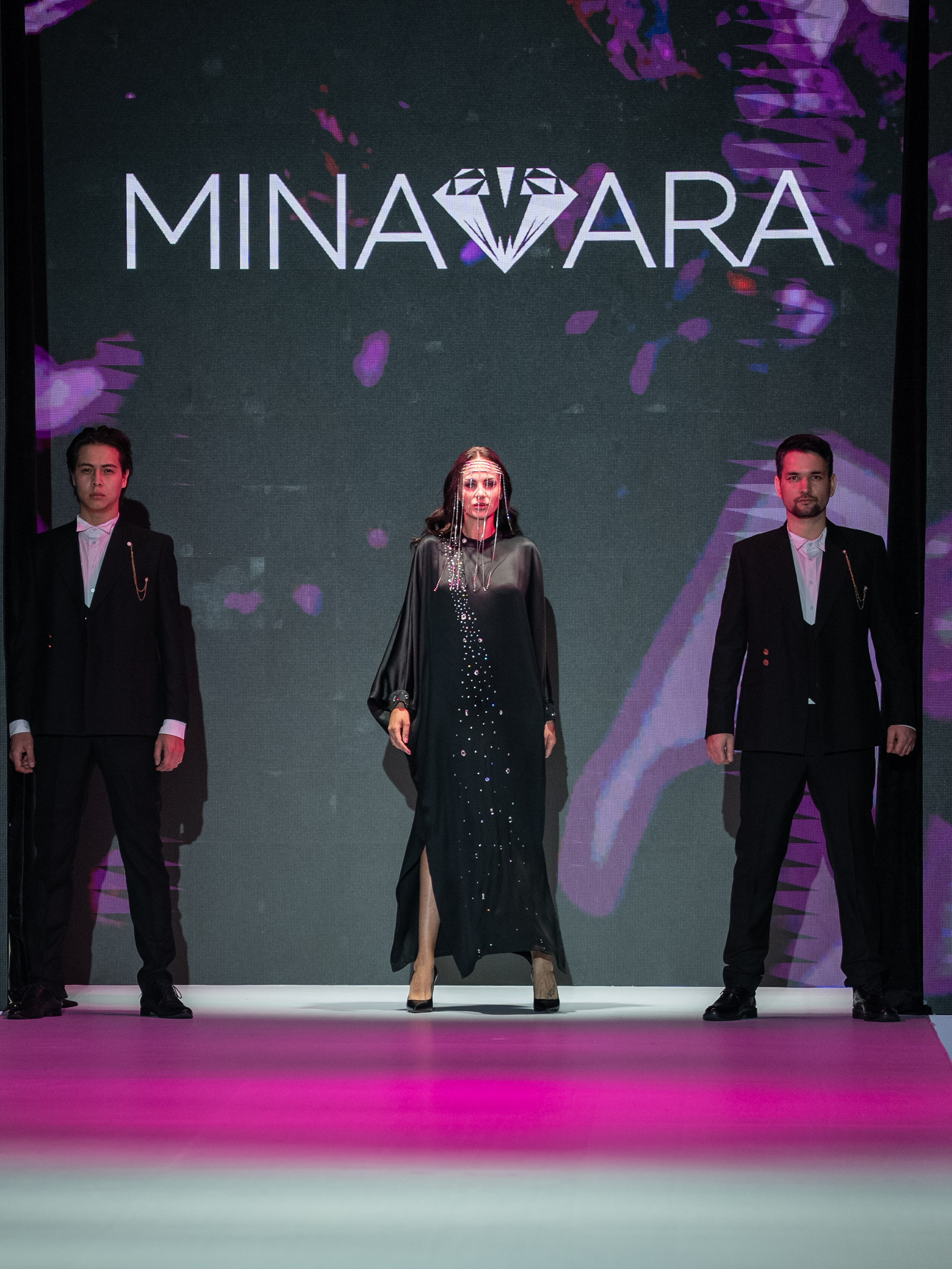Eurasia Fashion Week Minavara. Сайт Алматинского НЮ АРТ, будуар и фэшн фотографа Дениса Карпенко