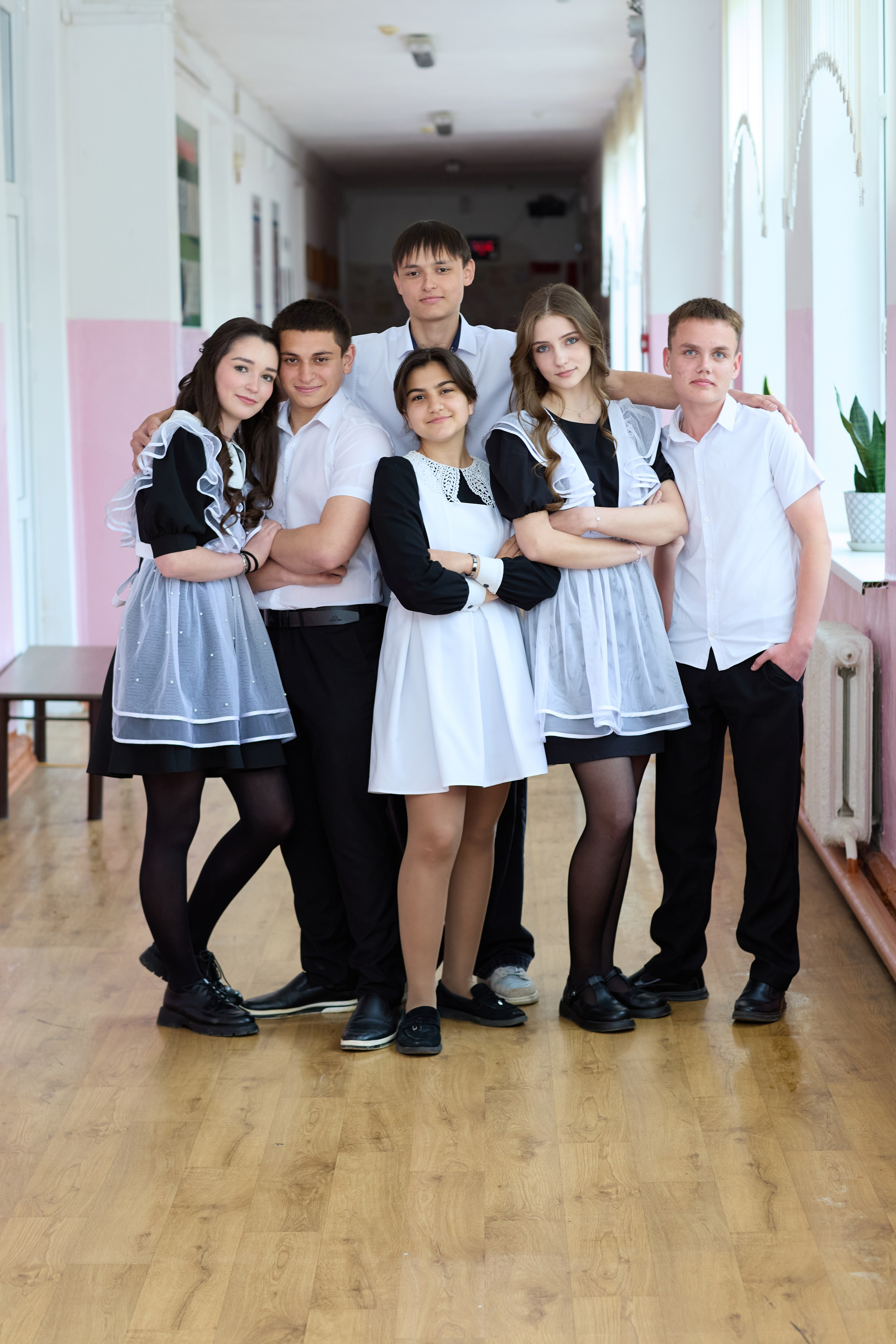 Школы. ФОТО — ВИДЕО Юрий Безрукавый