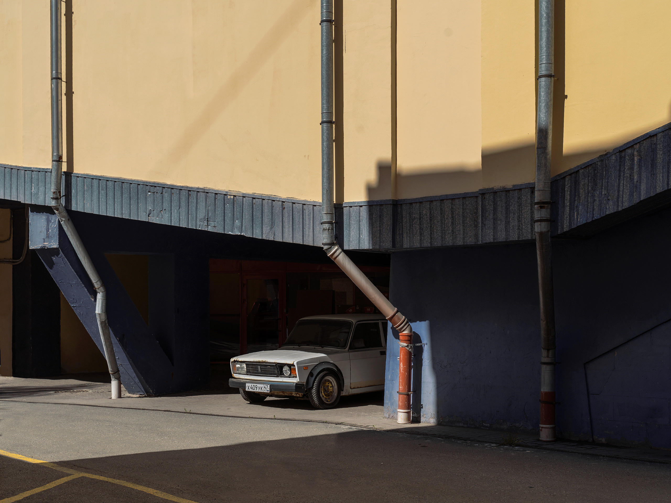 Viktor Garshnep Documentary Photographer