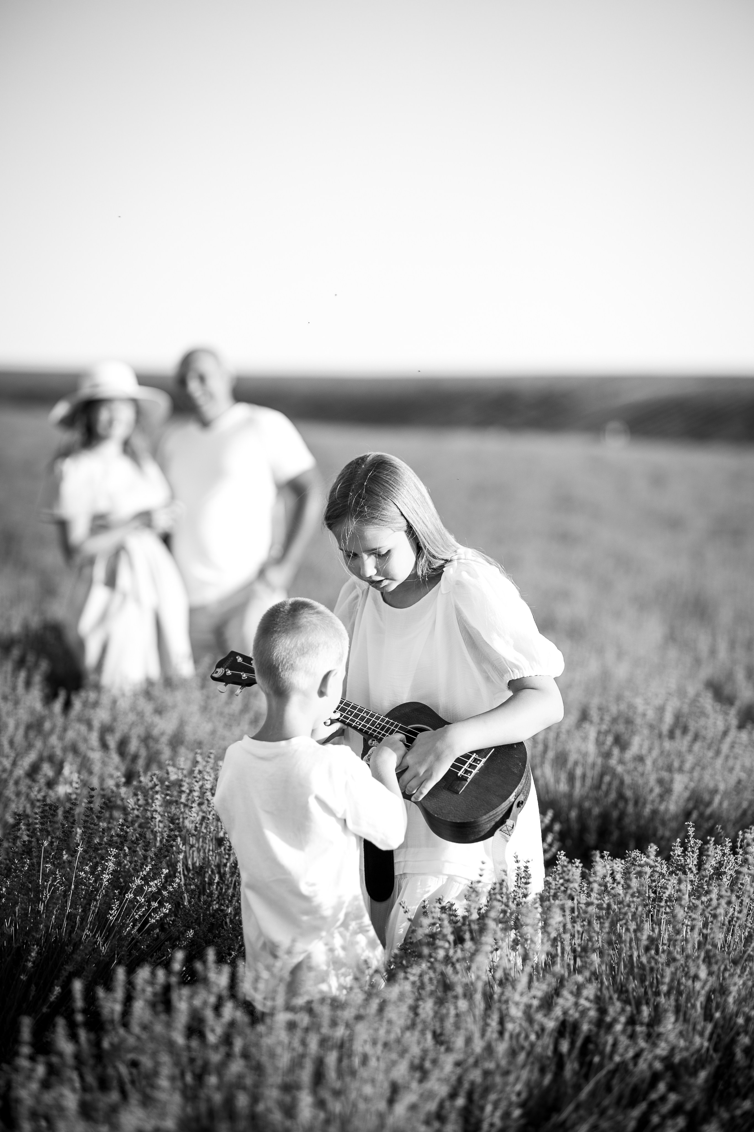 Инна и Роман. Семейная фотосессия в лаванде. Фотограф в Крыму