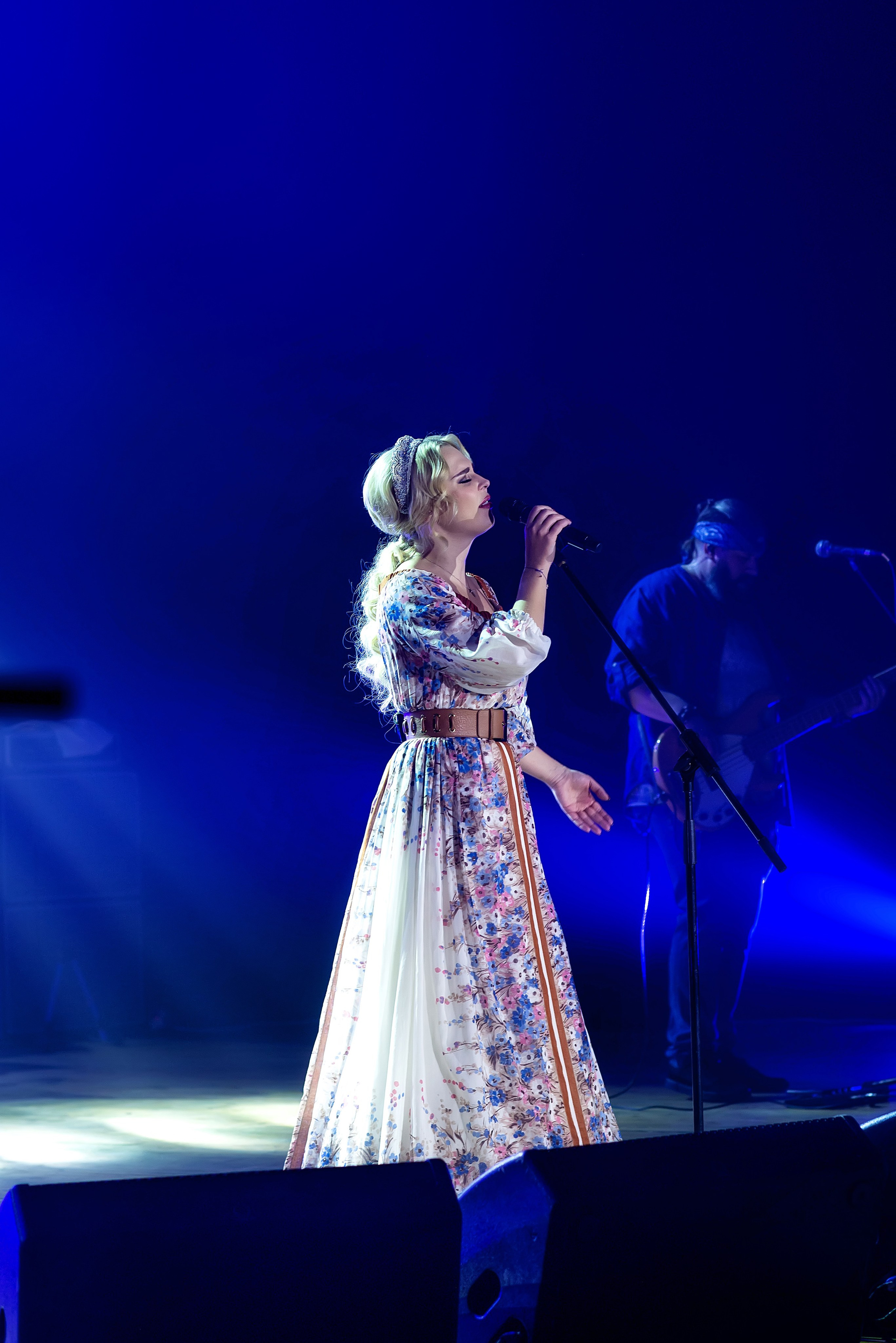 Концерт Пелагеи. Школьный, фэшн фотограф в Тюмени и в России Ирина Королева